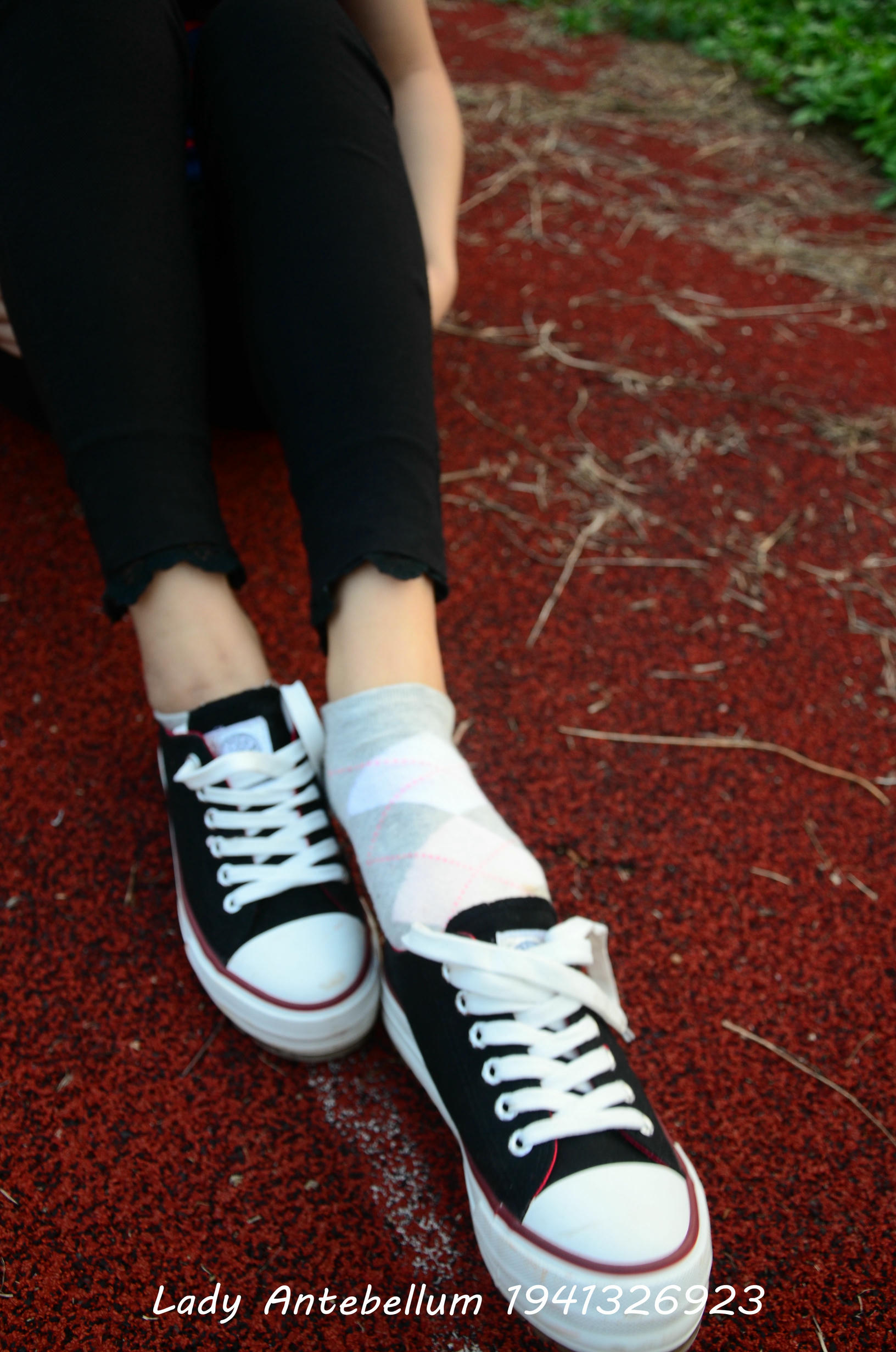 [战前女神] 恋足美腿棉袜女神级摄影套图 041 [92P-199MB]_第2集