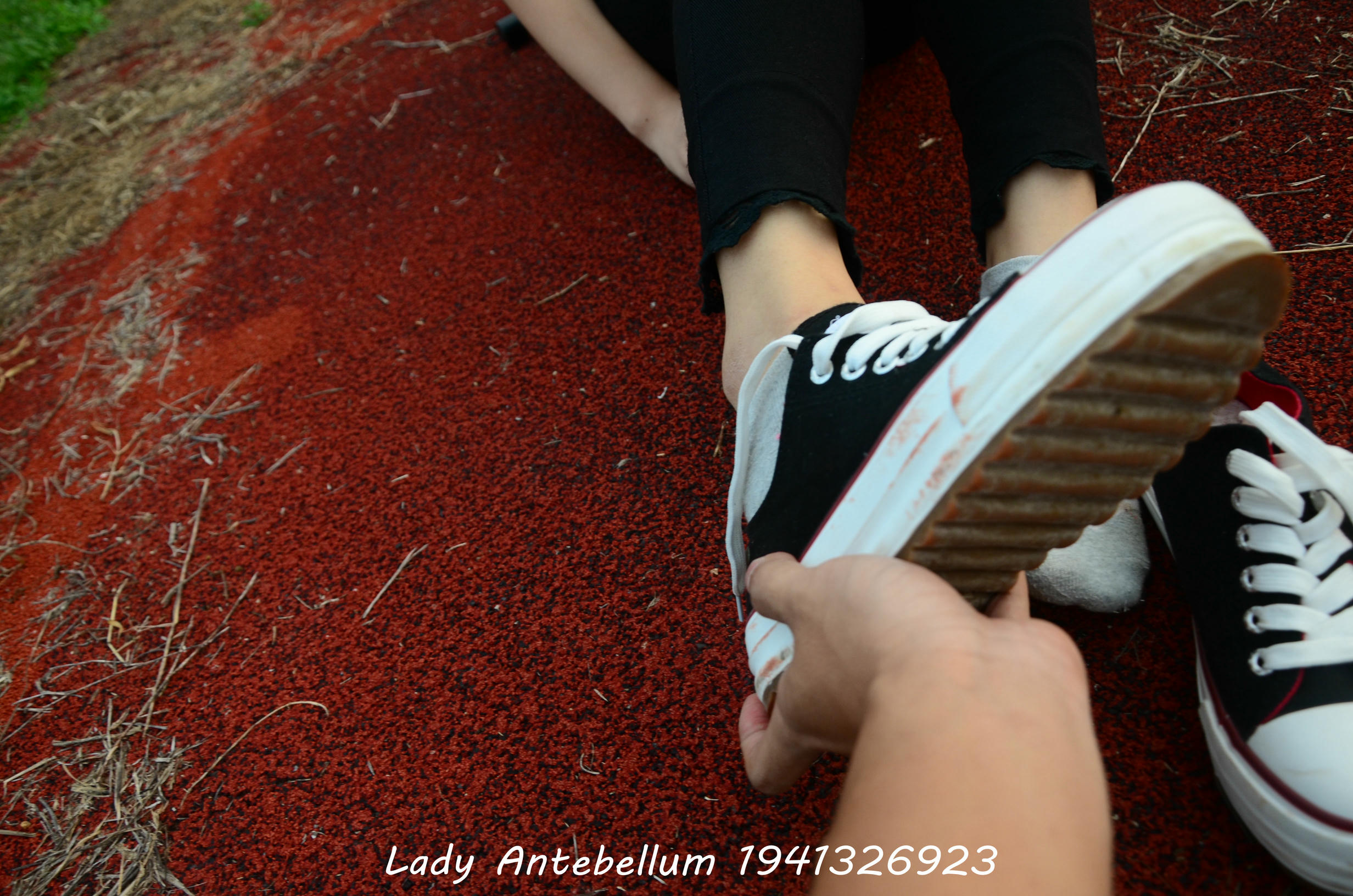 [战前女神] 恋足美腿棉袜女神级摄影套图 041 [92P-199MB]_第3集