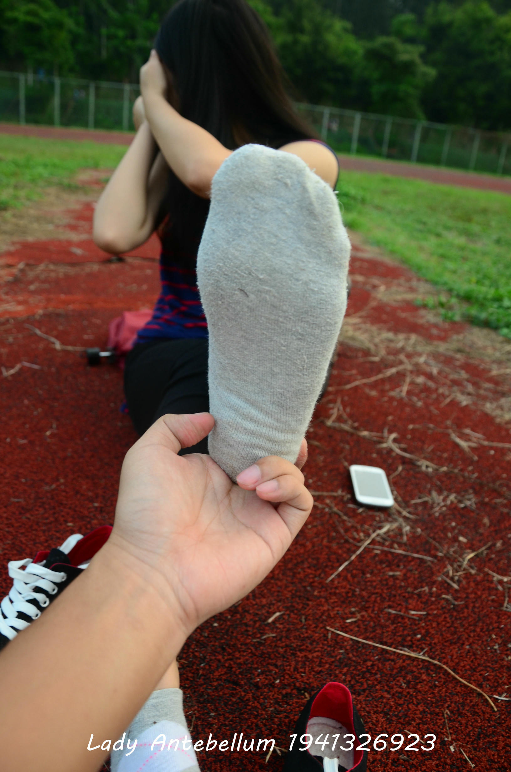 [战前女神] 恋足美腿棉袜女神级摄影套图 041 [92P-199MB]_第3集