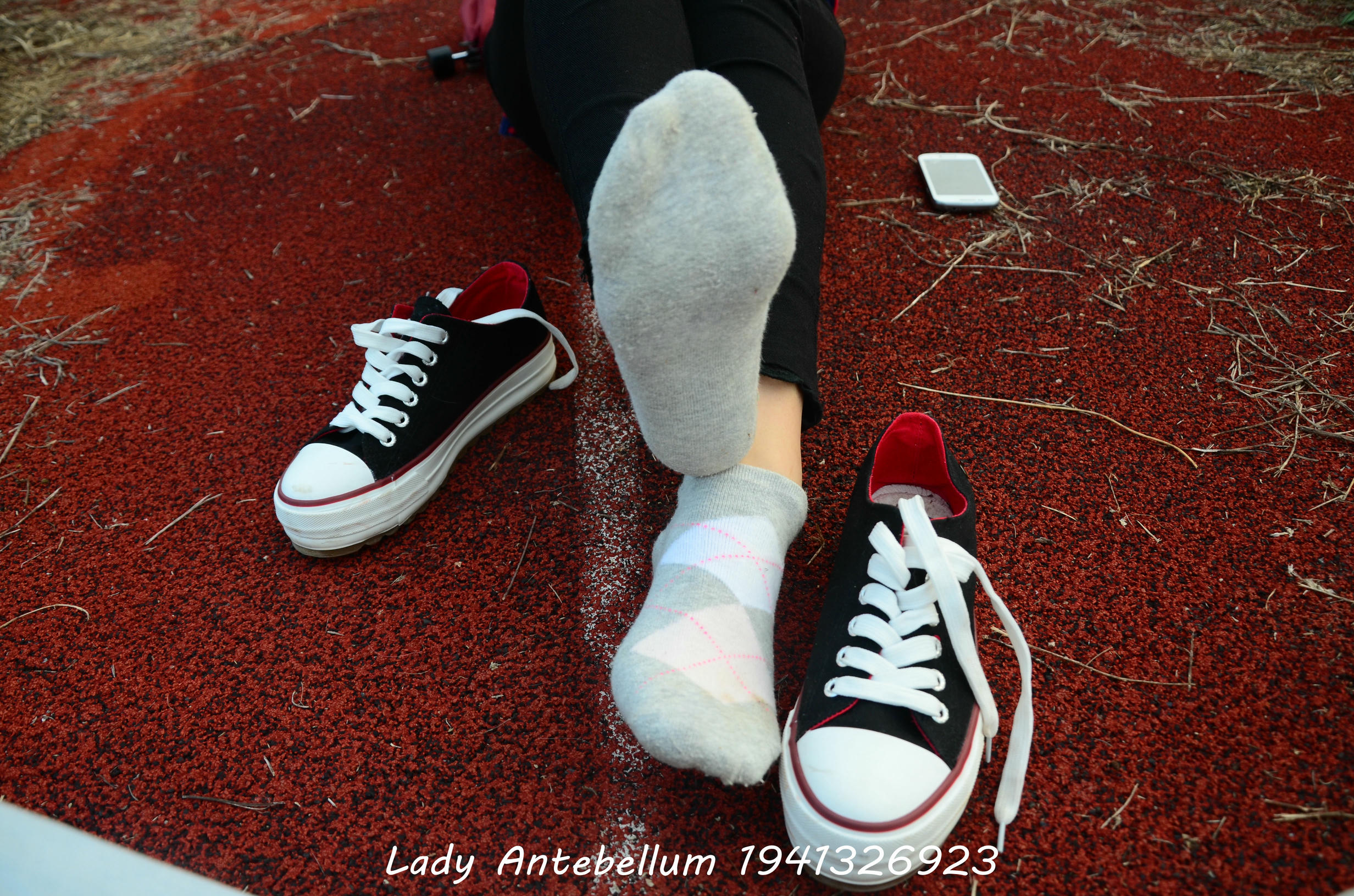 [战前女神] 恋足美腿棉袜女神级摄影套图 041 [92P-199MB]_第3集