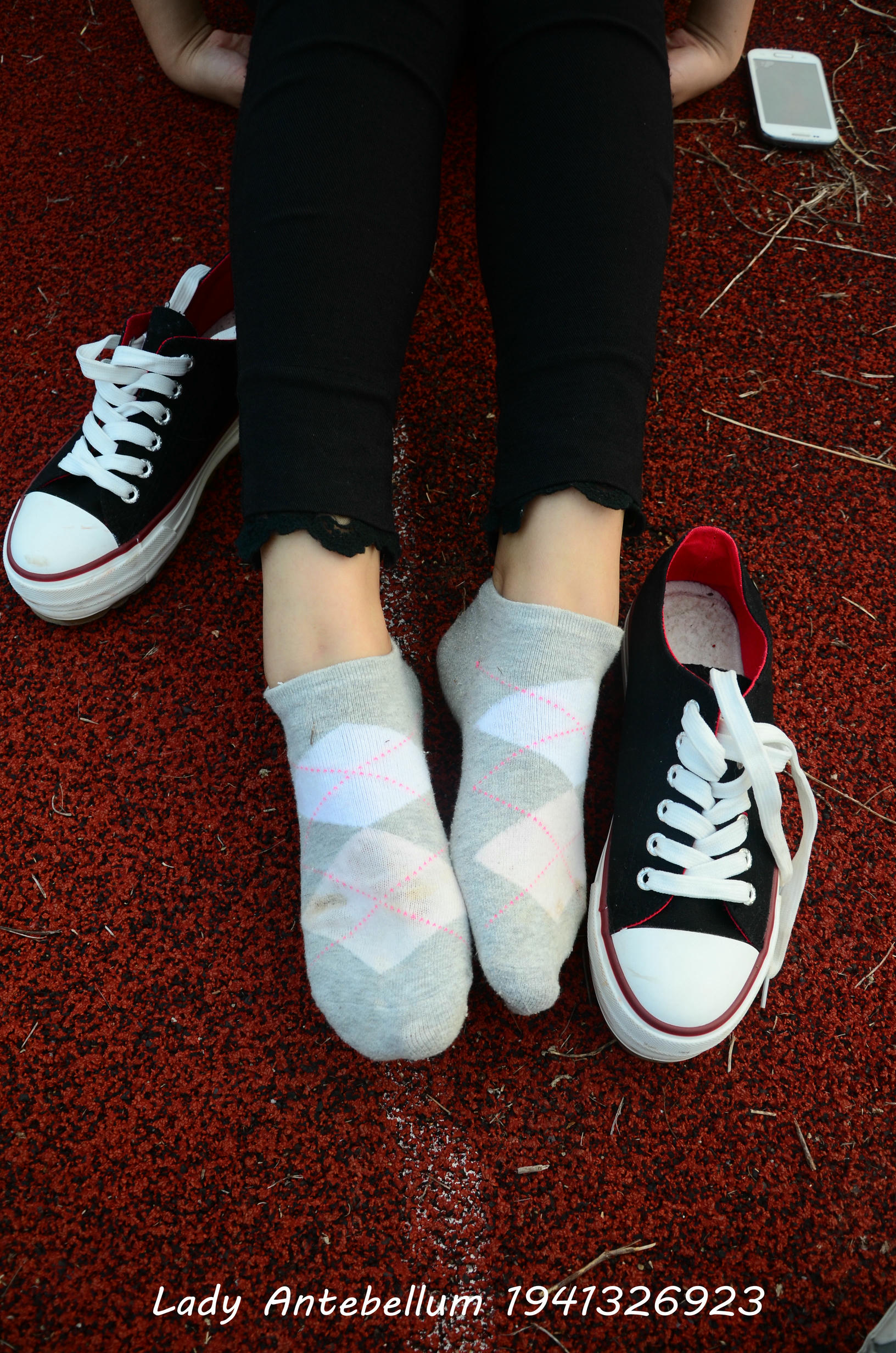 [战前女神] 恋足美腿棉袜女神级摄影套图 041 [92P-199MB]_第4集