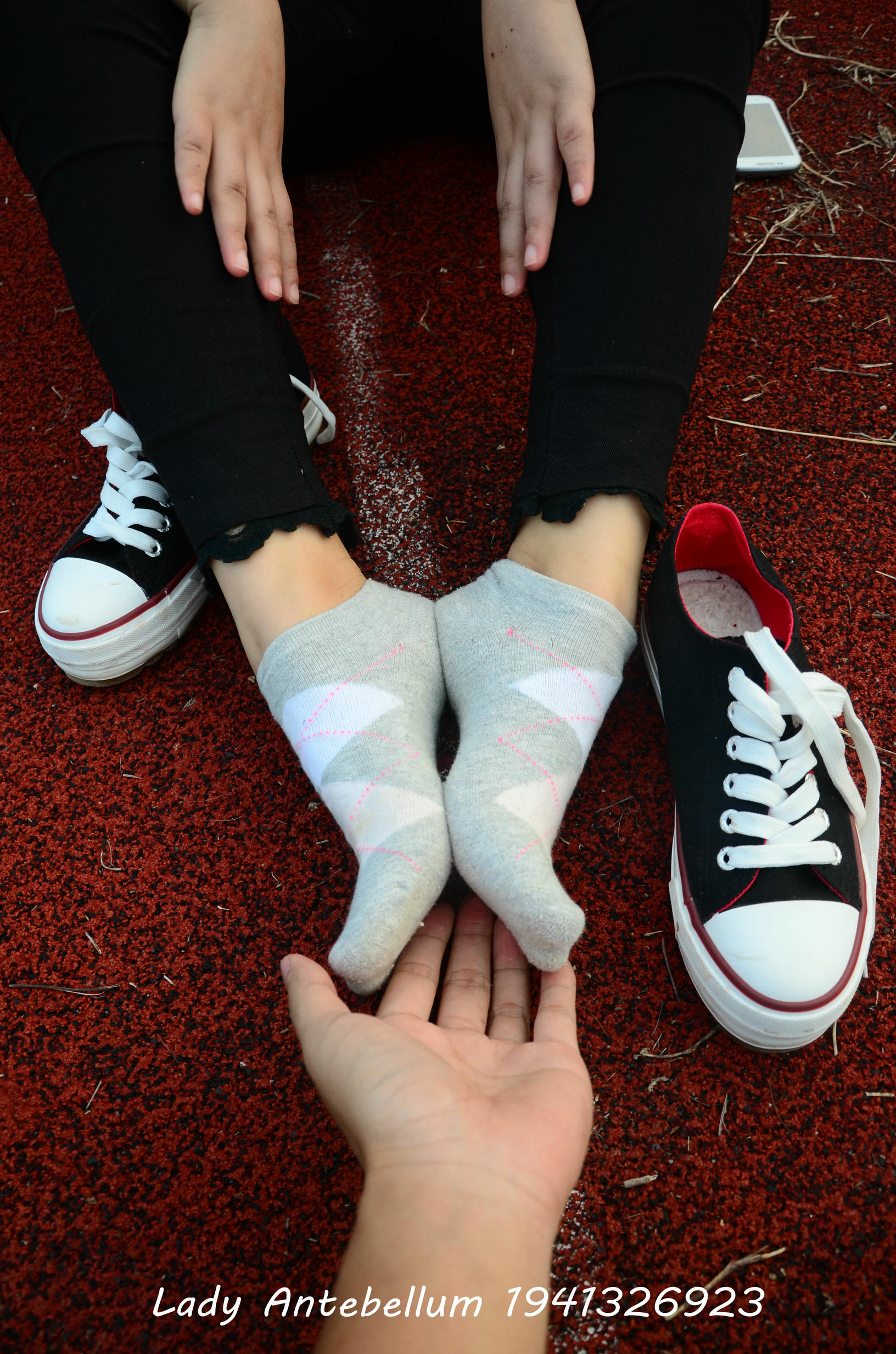 [战前女神] 恋足美腿棉袜女神级摄影套图 041 [92P-199MB]_第4集