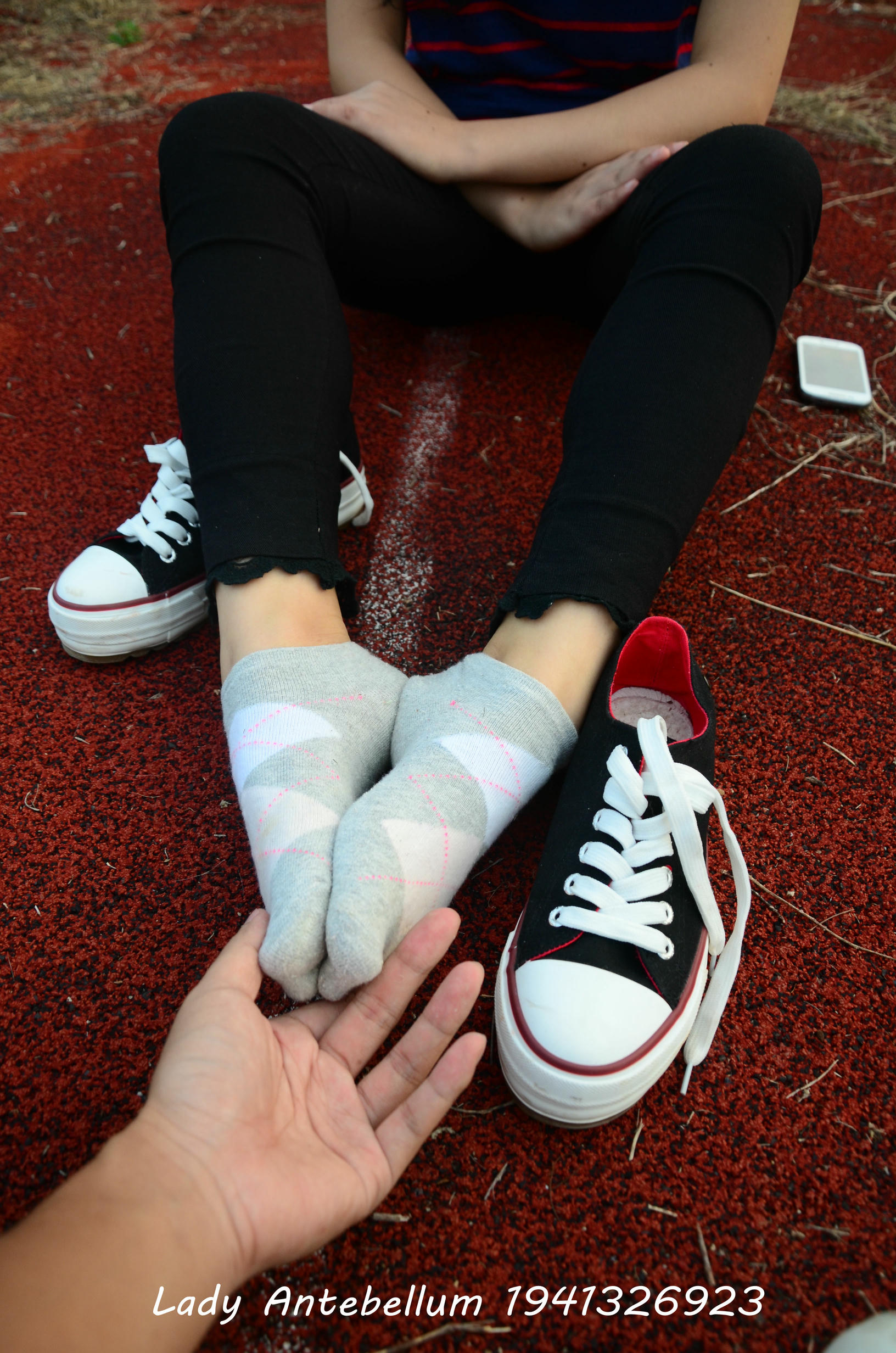 [战前女神] 恋足美腿棉袜女神级摄影套图 041 [92P-199MB]_第4集