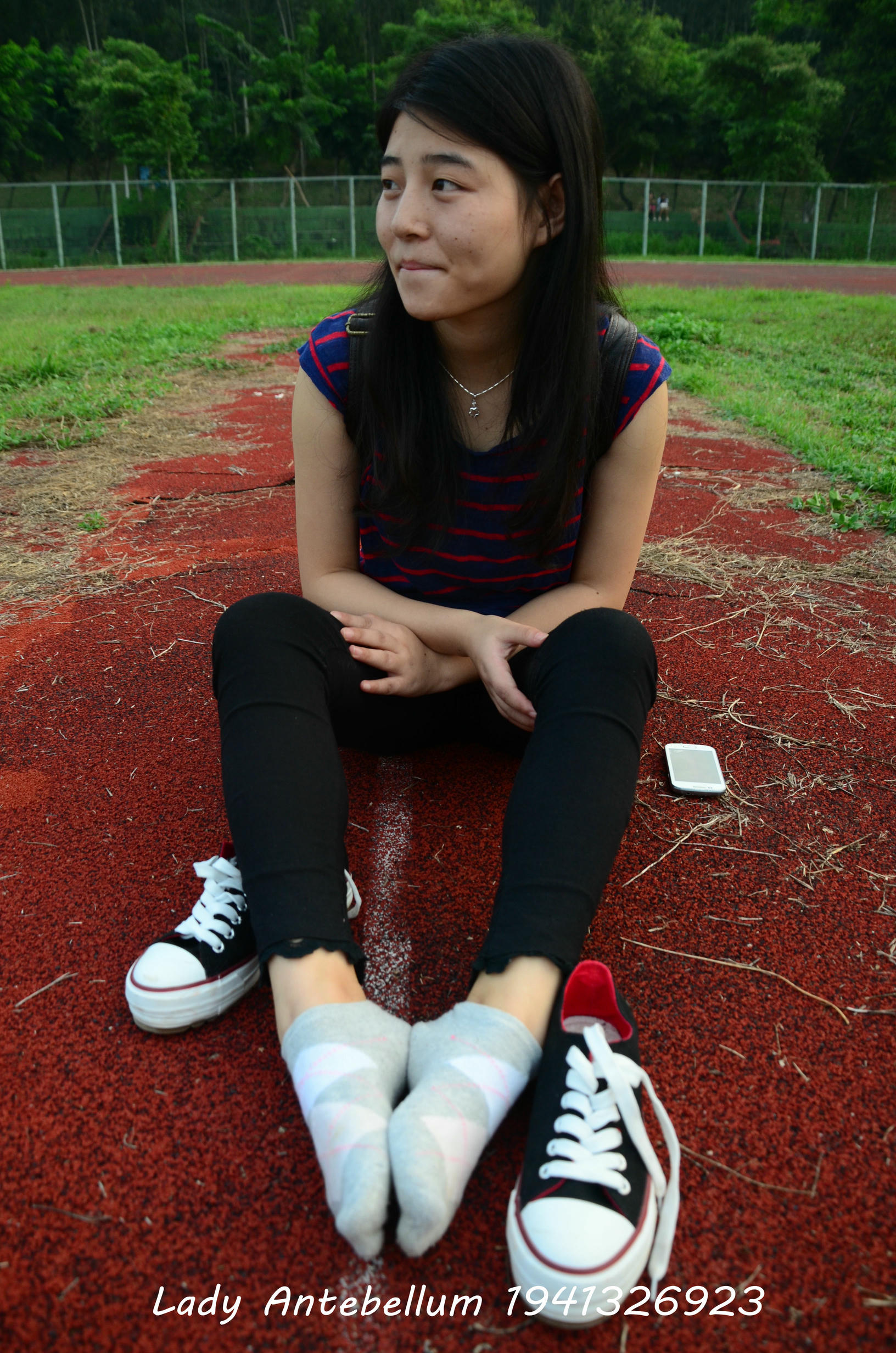 [战前女神] 恋足美腿棉袜女神级摄影套图 041 [92P-199MB]_第4集