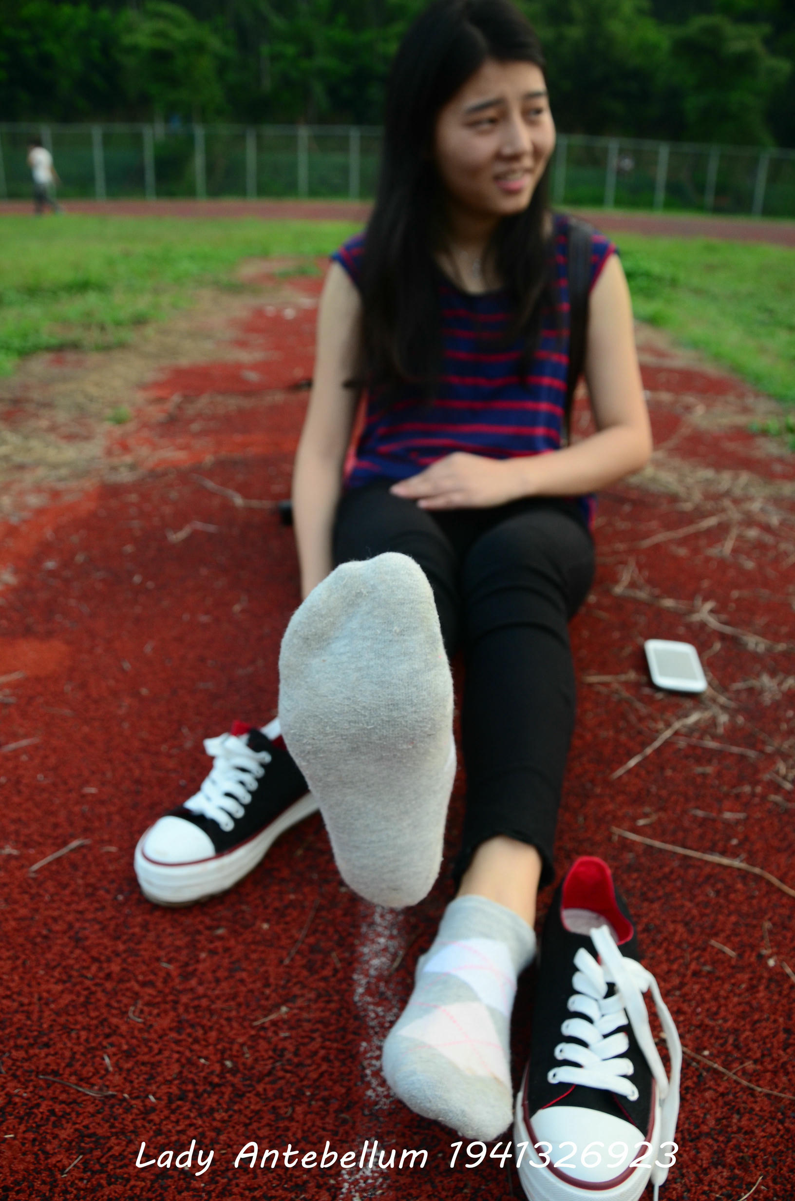 [战前女神] 恋足美腿棉袜女神级摄影套图 041 [92P-199MB]_第4集