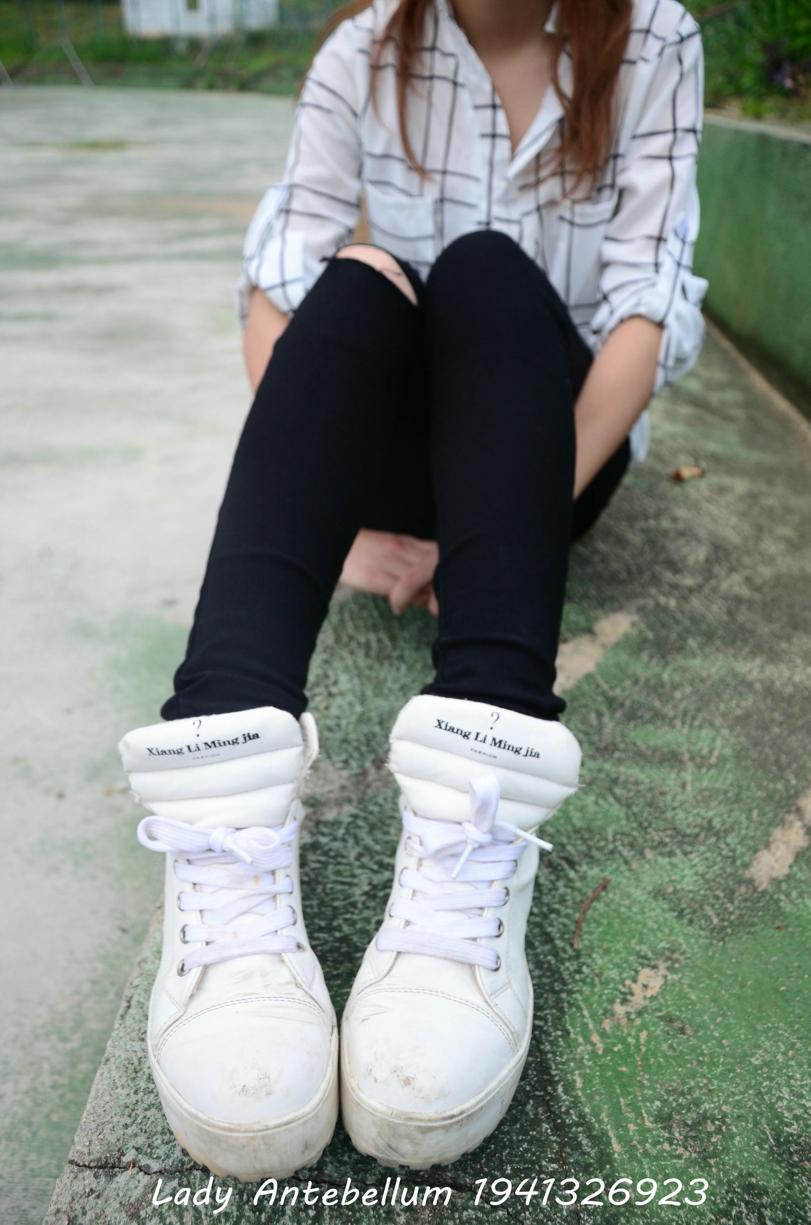 [战前女神] 恋足美腿棉袜女神级摄影套图 042 [100P-168MB]_第1集