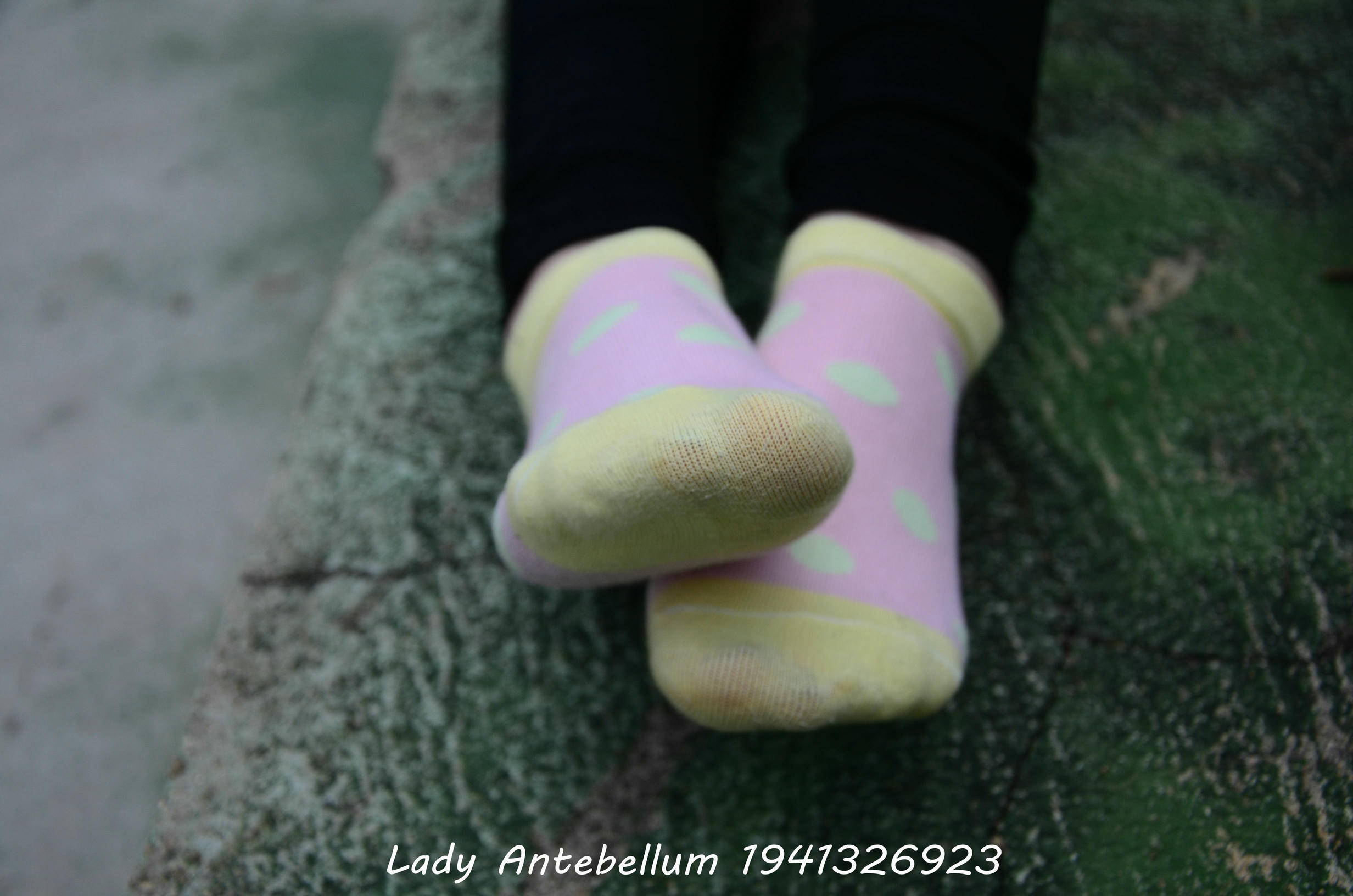 [战前女神] 恋足美腿棉袜女神级摄影套图 042 [100P-168MB]_第3集