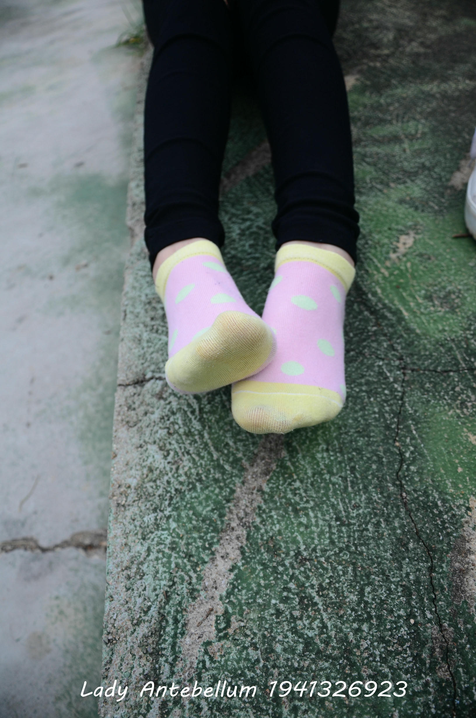 [战前女神] 恋足美腿棉袜女神级摄影套图 042 [100P-168MB]_第4集