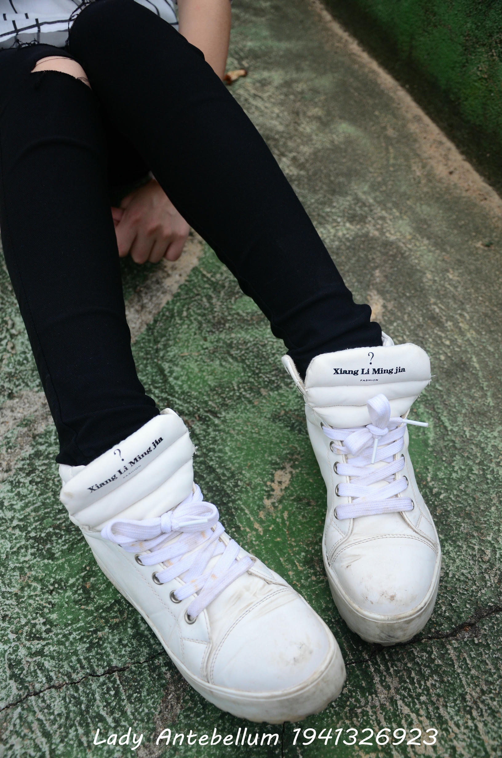 [战前女神] 恋足美腿棉袜女神级摄影套图 042 [100P-168MB]_第1集