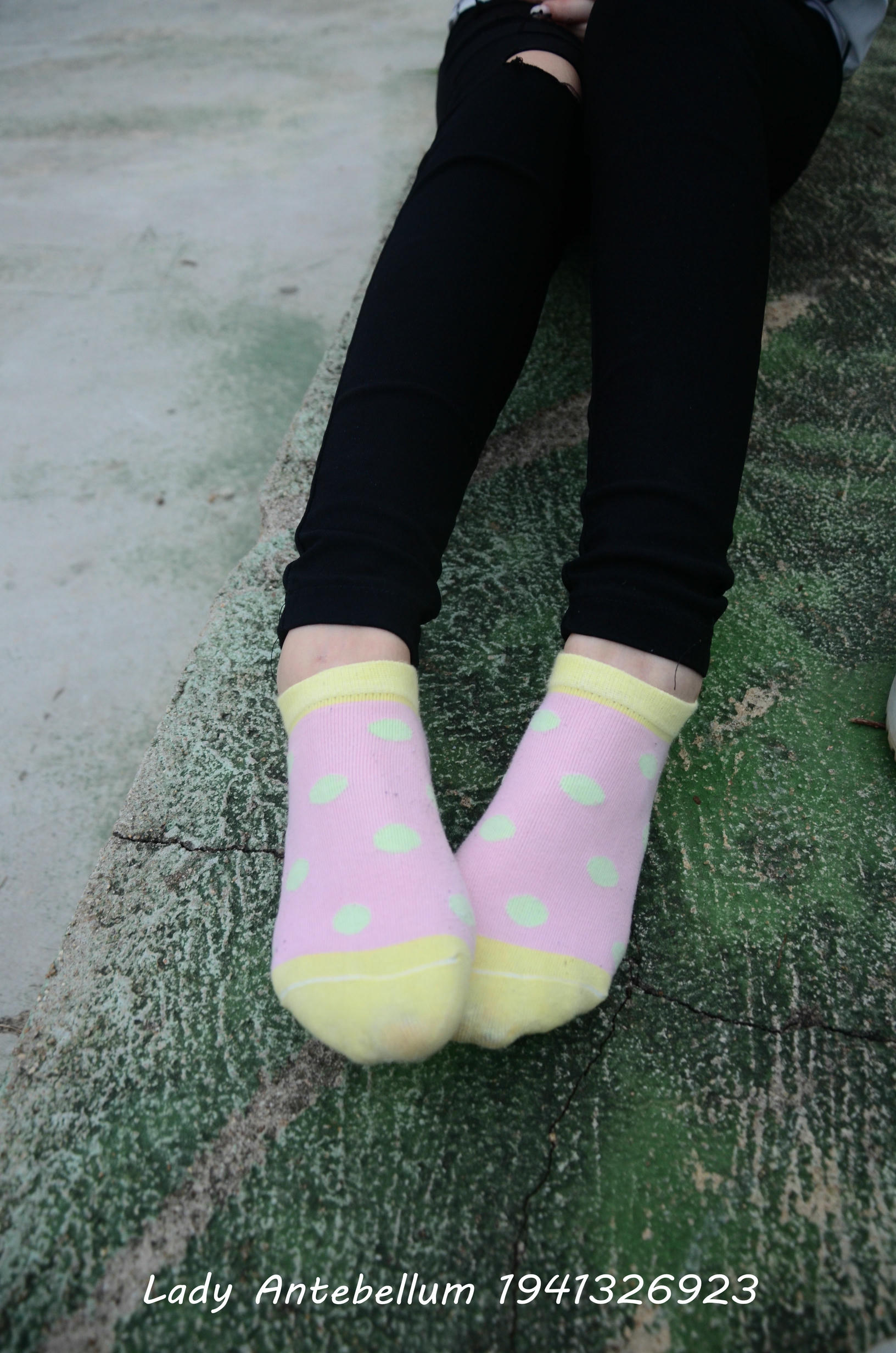 [战前女神] 恋足美腿棉袜女神级摄影套图 042 [100P-168MB]_第5集