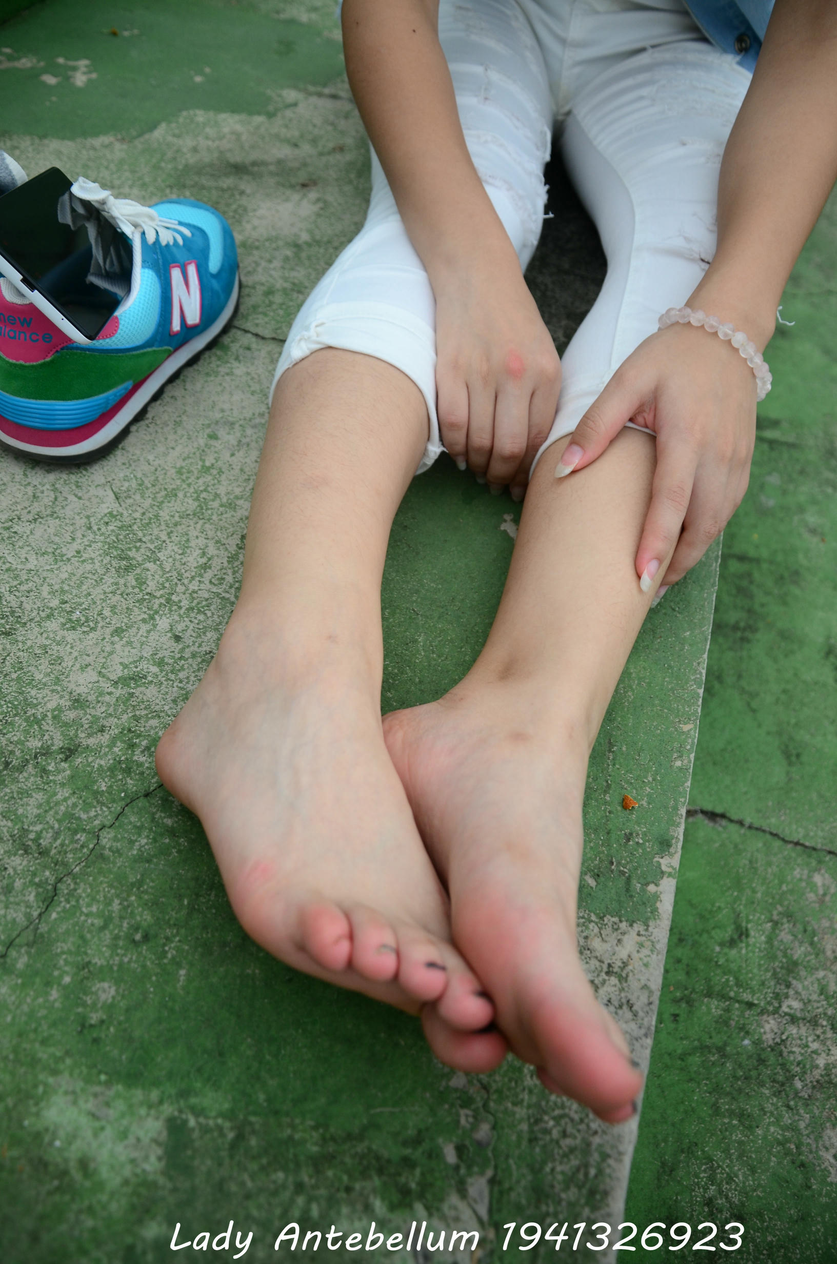 [战前女神] 恋足美腿棉袜女神级摄影套图 043 [103P-171MB]_第5集