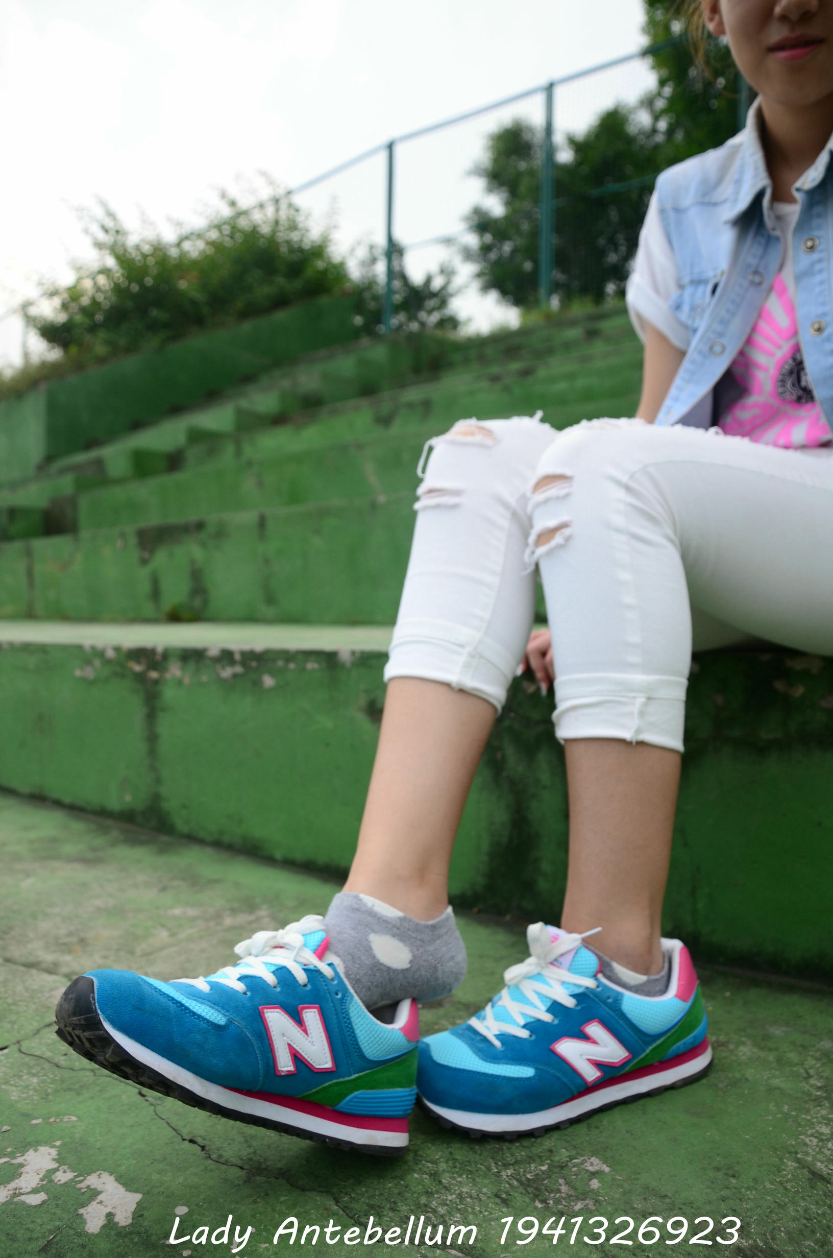 [战前女神] 恋足美腿棉袜女神级摄影套图 043 [103P-171MB]_第2集