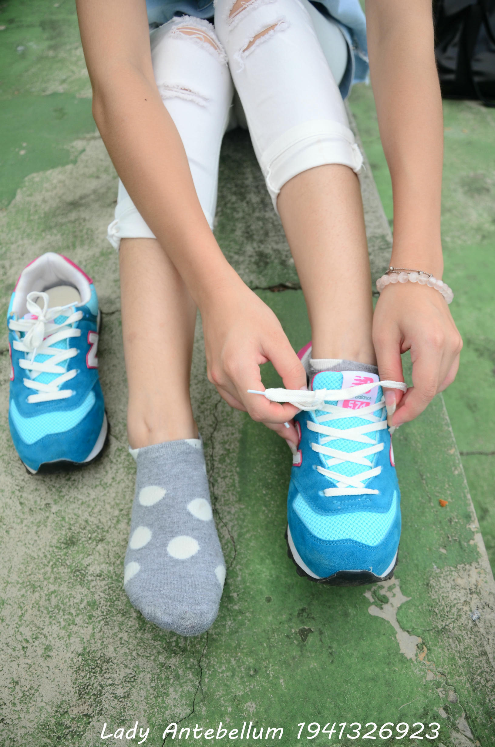 [战前女神] 恋足美腿棉袜女神级摄影套图 043 [103P-171MB]_第3集