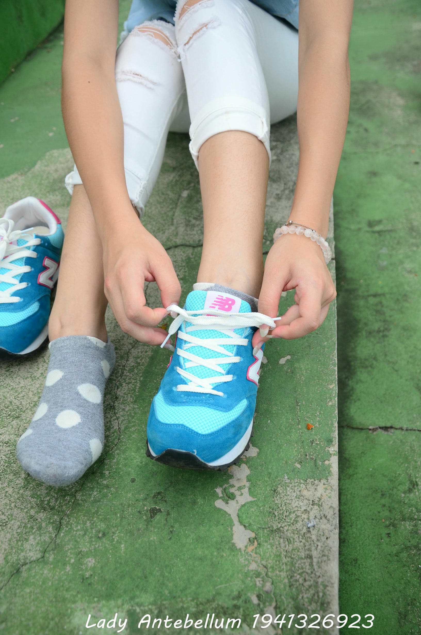 [战前女神] 恋足美腿棉袜女神级摄影套图 043 [103P-171MB]_第3集