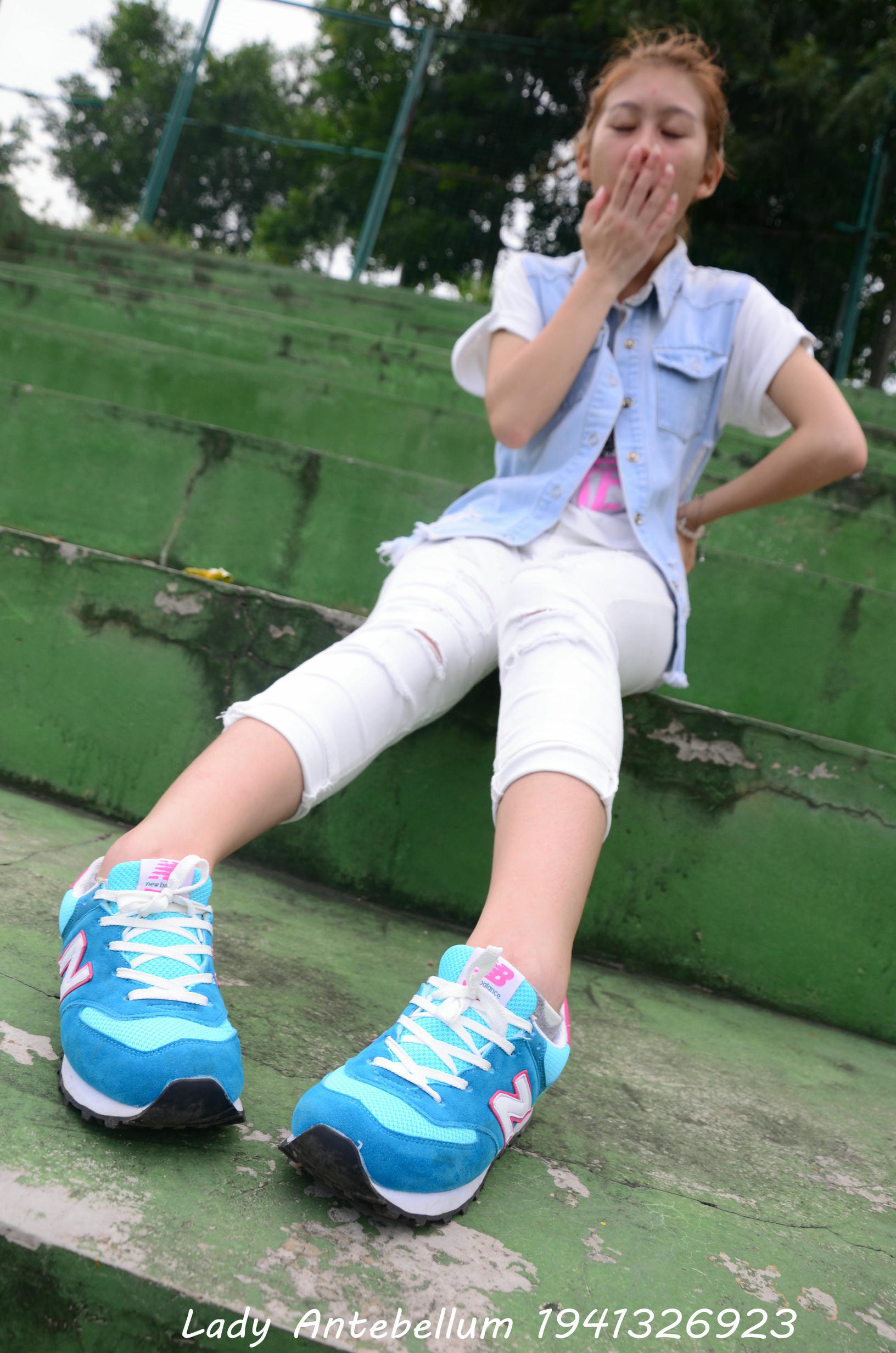 [战前女神] 恋足美腿棉袜女神级摄影套图 043 [103P-171MB]_第1集