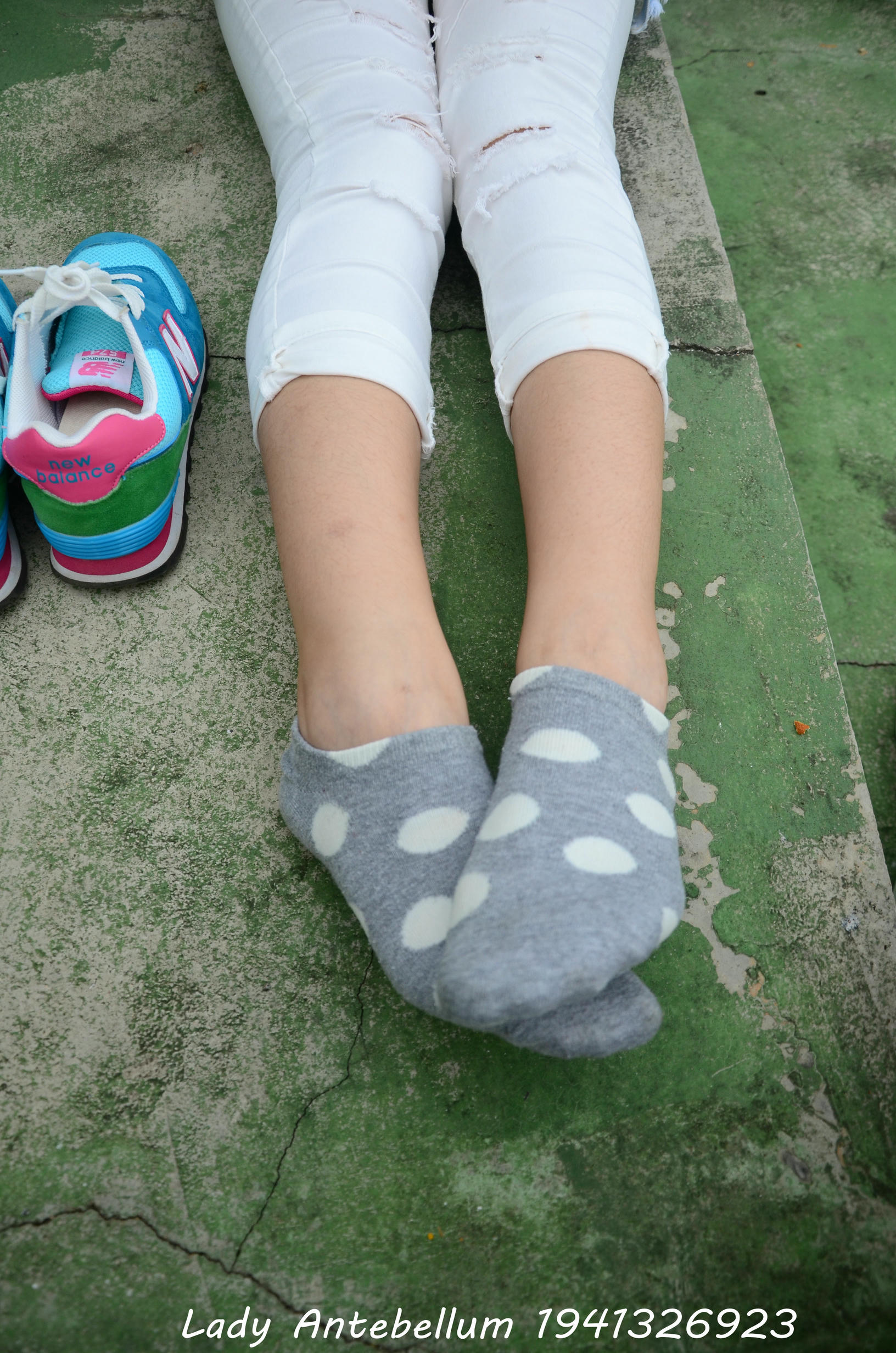 [战前女神] 恋足美腿棉袜女神级摄影套图 043 [103P-171MB]_第4集