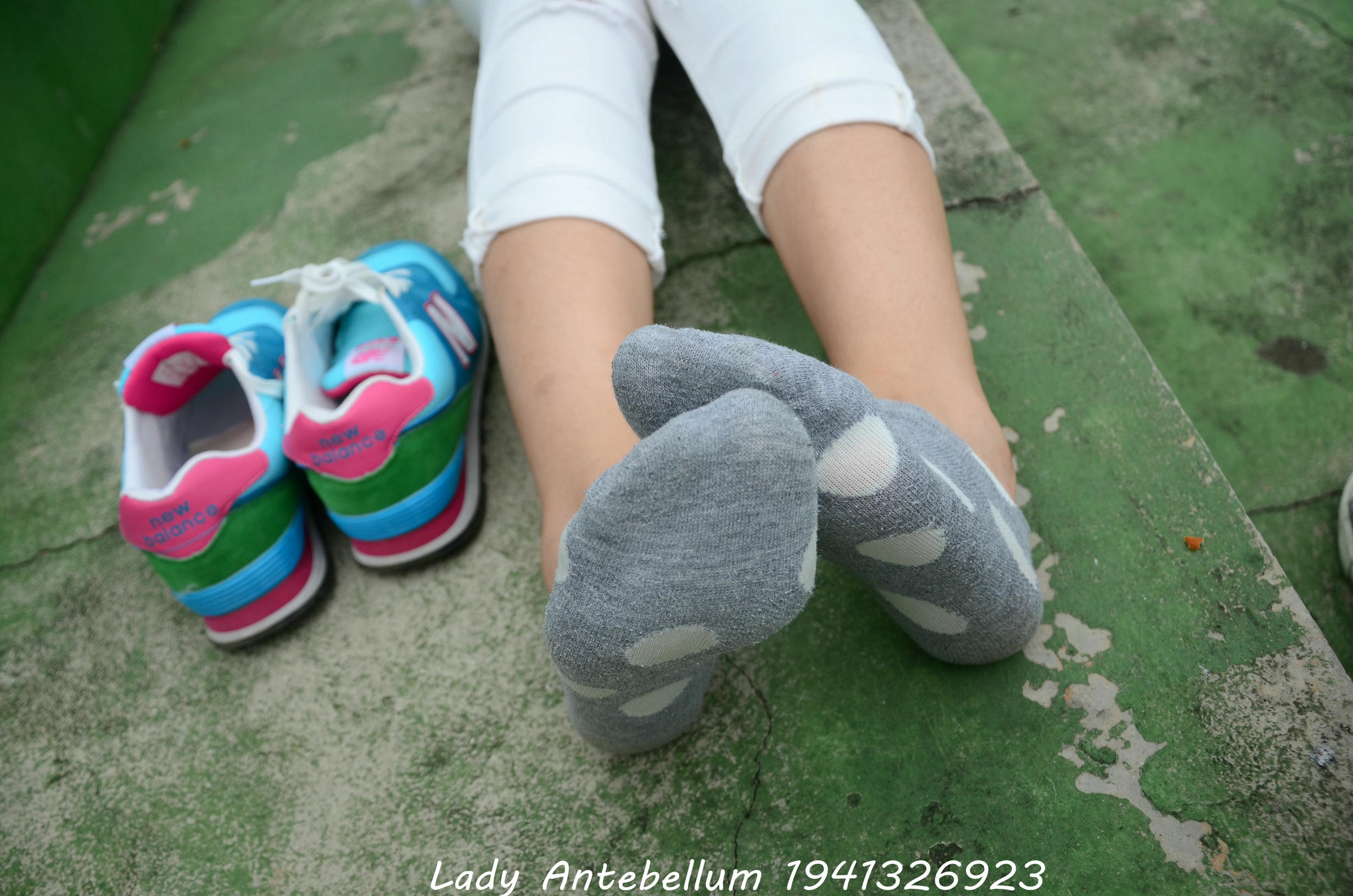 [战前女神] 恋足美腿棉袜女神级摄影套图 043 [103P-171MB]_第4集