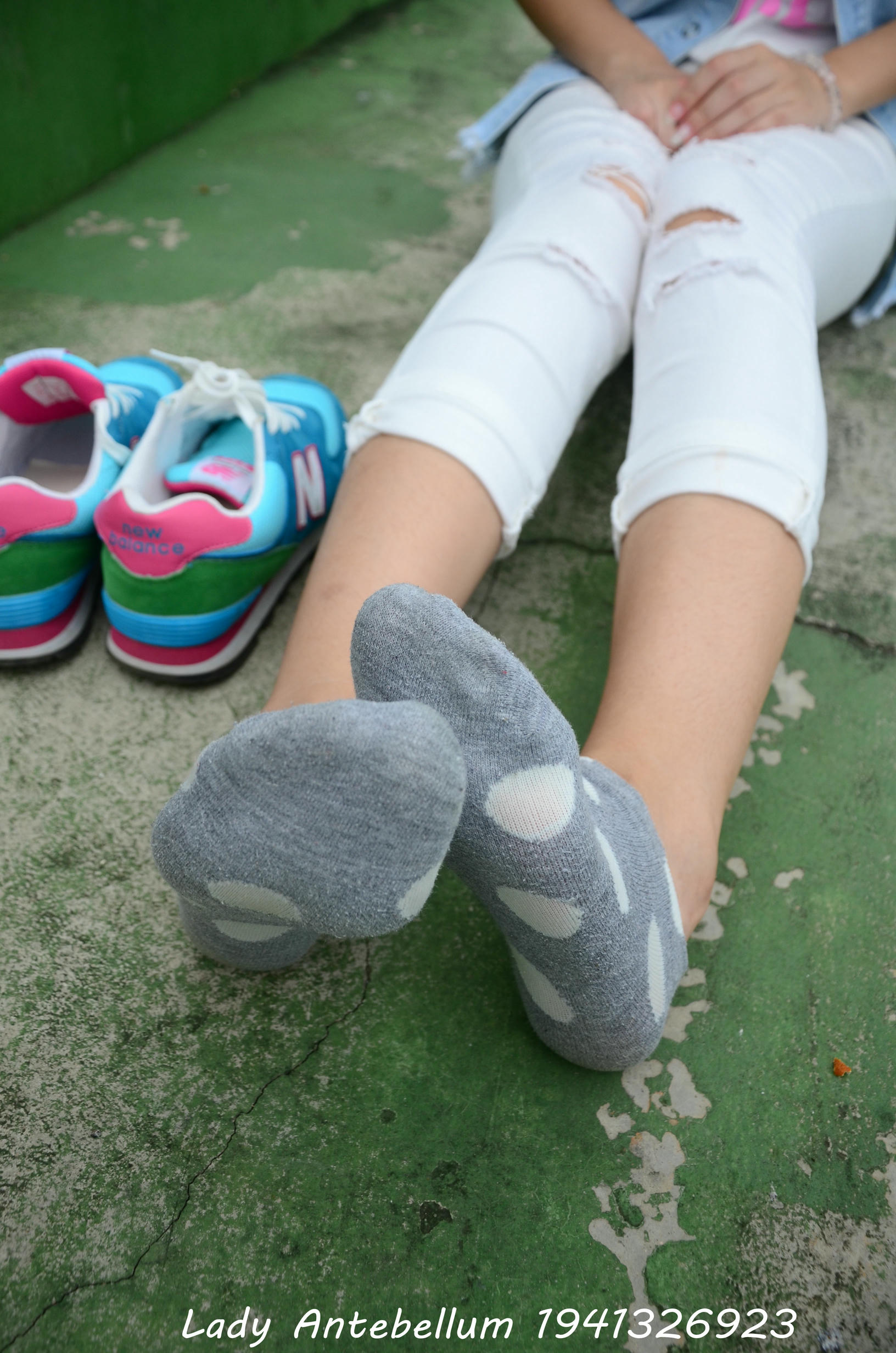 [战前女神] 恋足美腿棉袜女神级摄影套图 043 [103P-171MB]_第4集