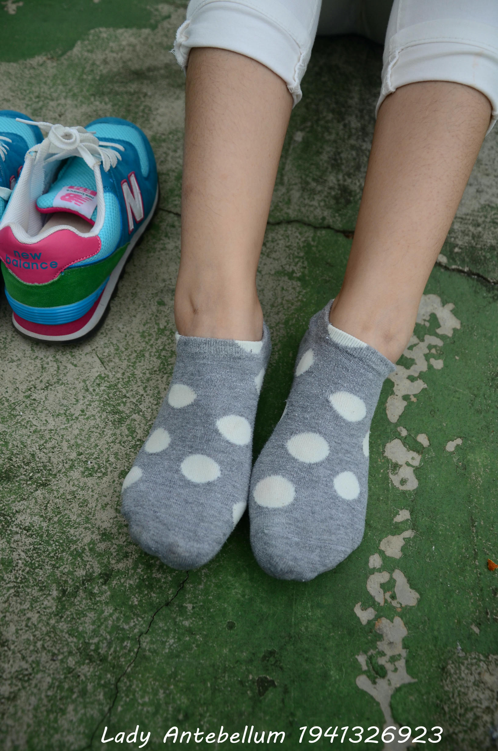 [战前女神] 恋足美腿棉袜女神级摄影套图 043 [103P-171MB]_第4集