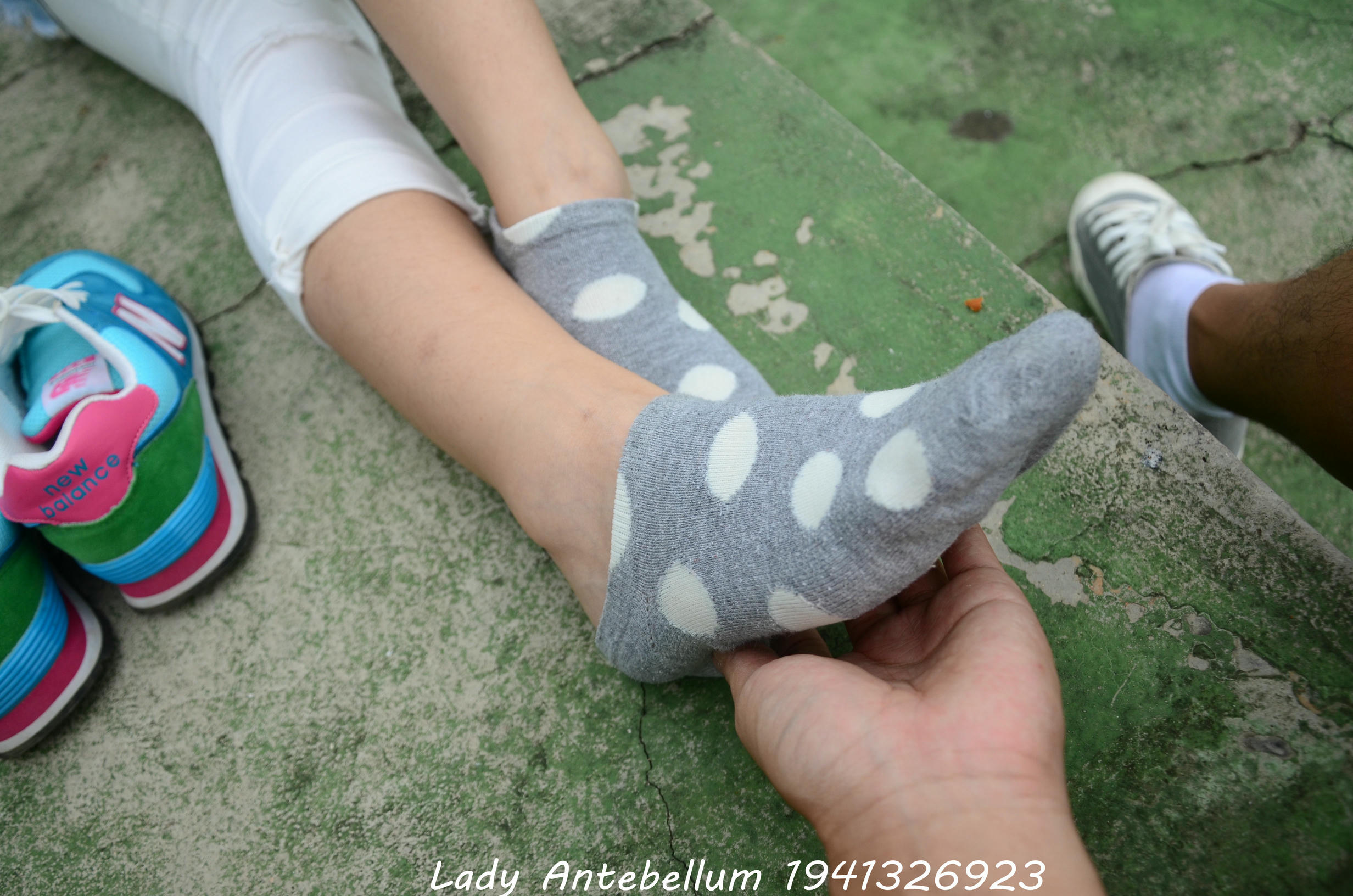 [战前女神] 恋足美腿棉袜女神级摄影套图 043 [103P-171MB]_第4集