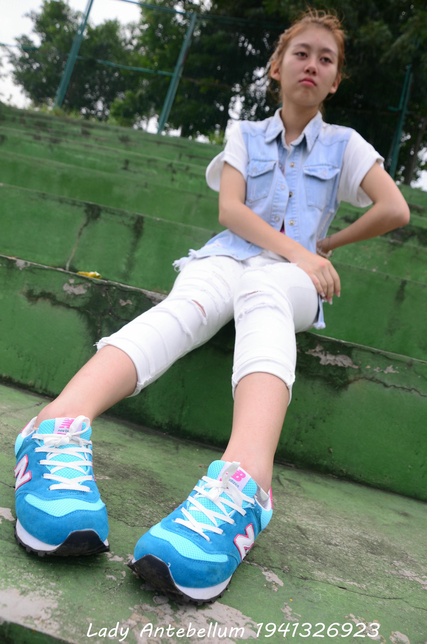 [战前女神] 恋足美腿棉袜女神级摄影套图 043 [103P-171MB]_第1集