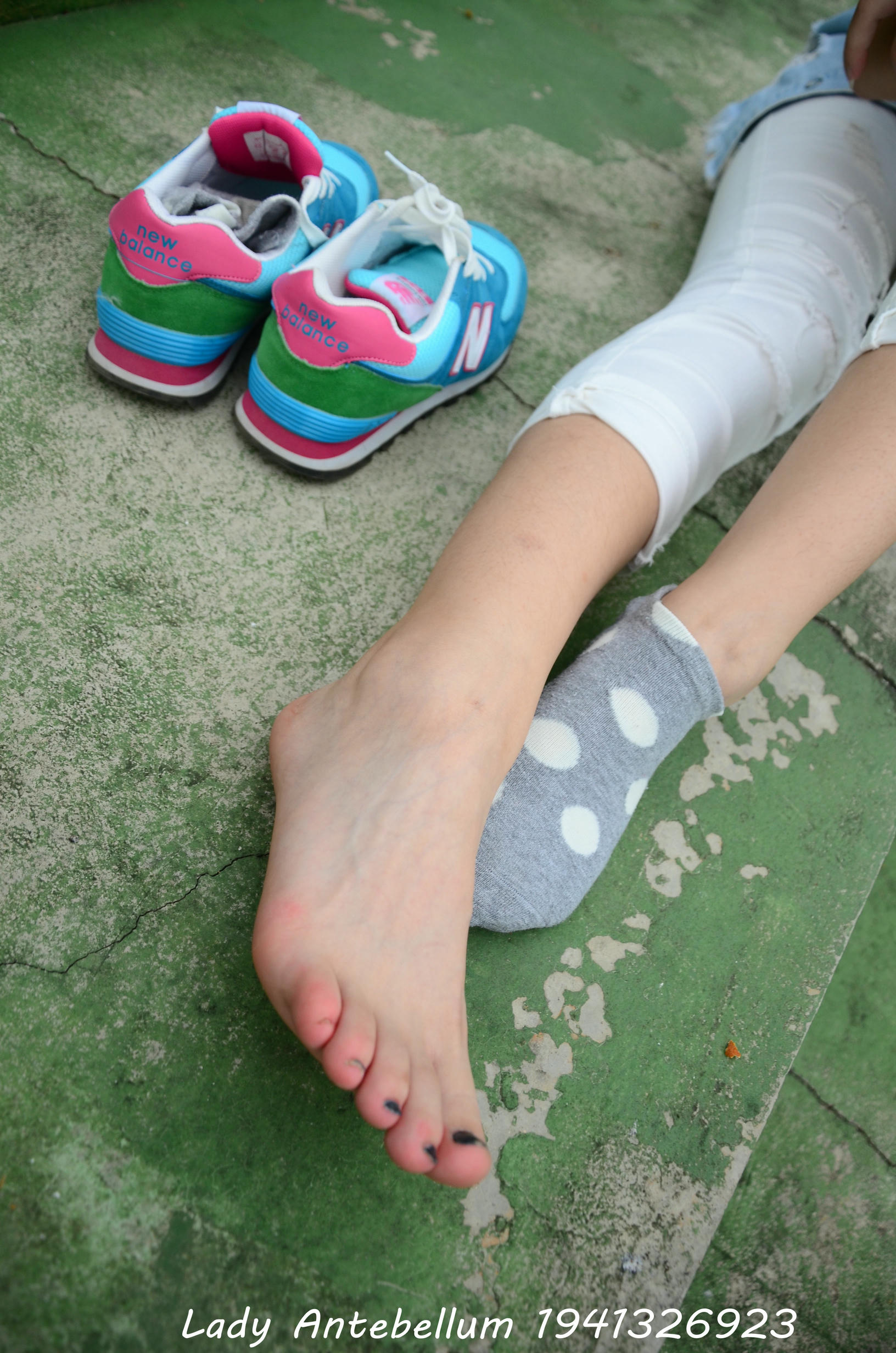 [战前女神] 恋足美腿棉袜女神级摄影套图 043 [103P-171MB]_第5集