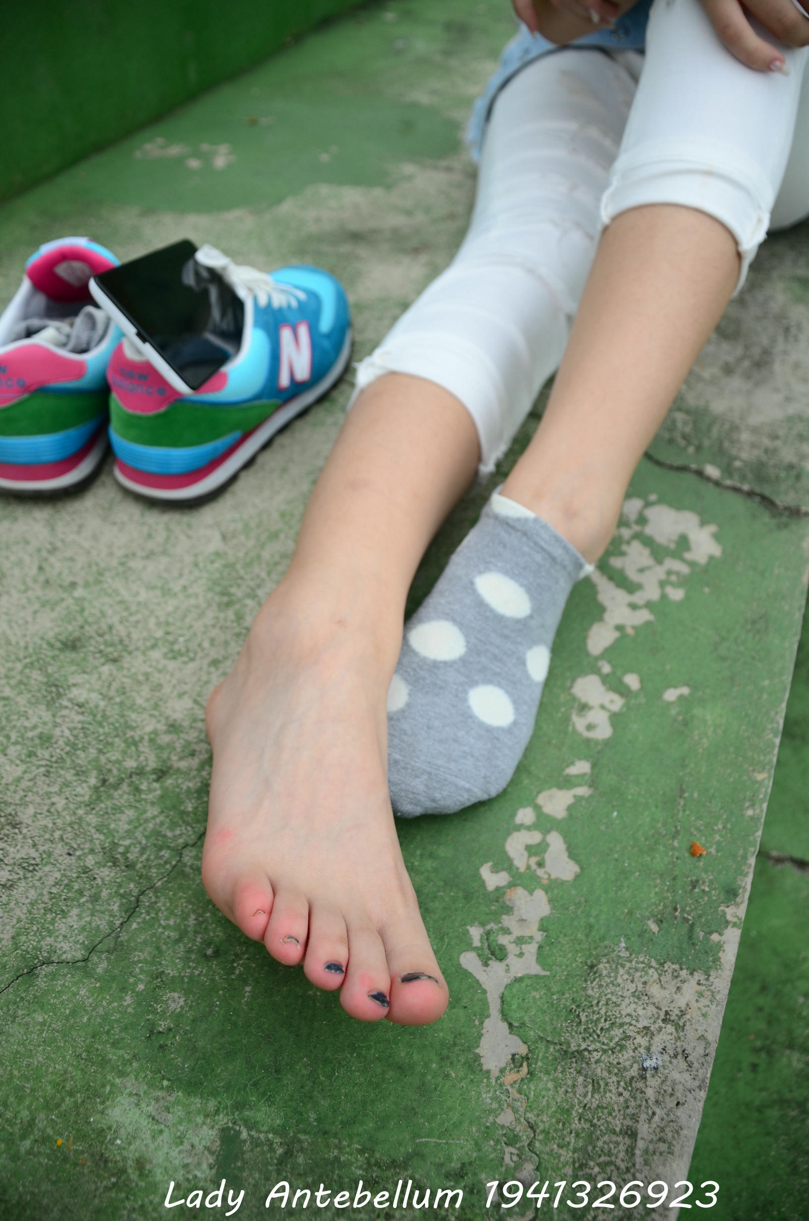 [战前女神] 恋足美腿棉袜女神级摄影套图 043 [103P-171MB]_第5集