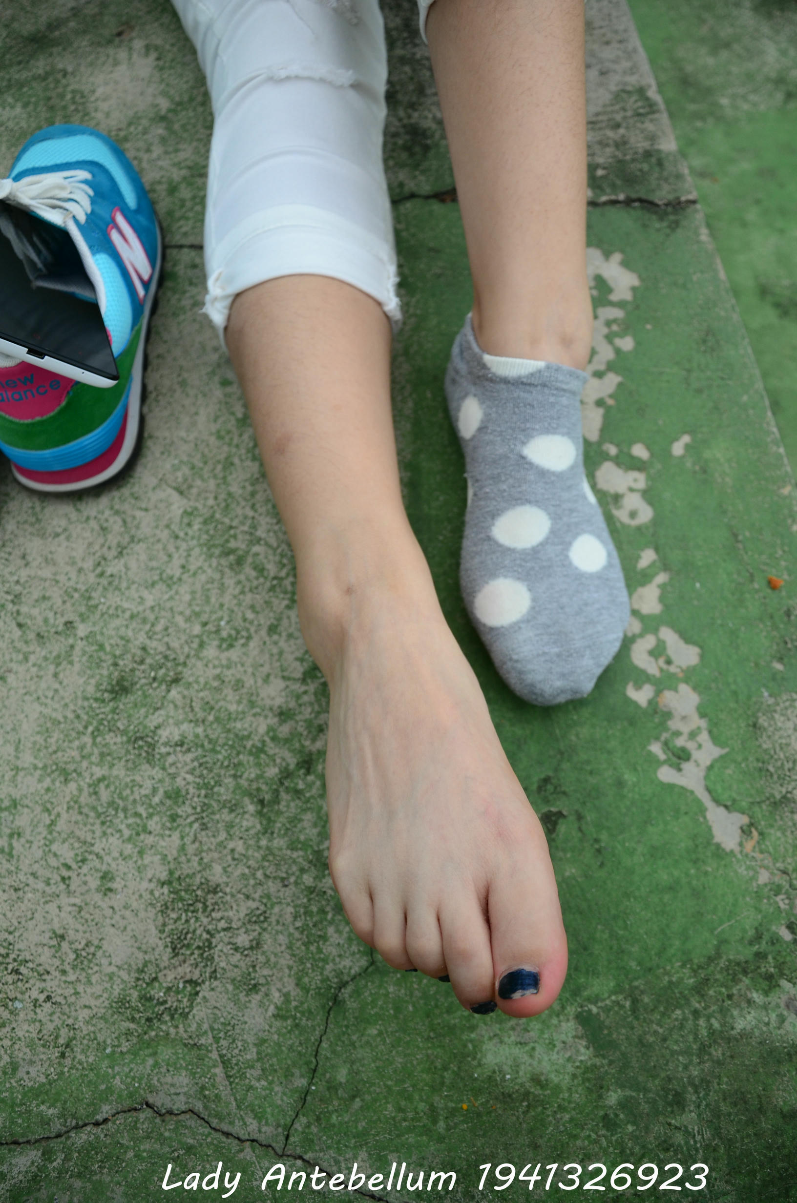 [战前女神] 恋足美腿棉袜女神级摄影套图 043 [103P-171MB]_第5集