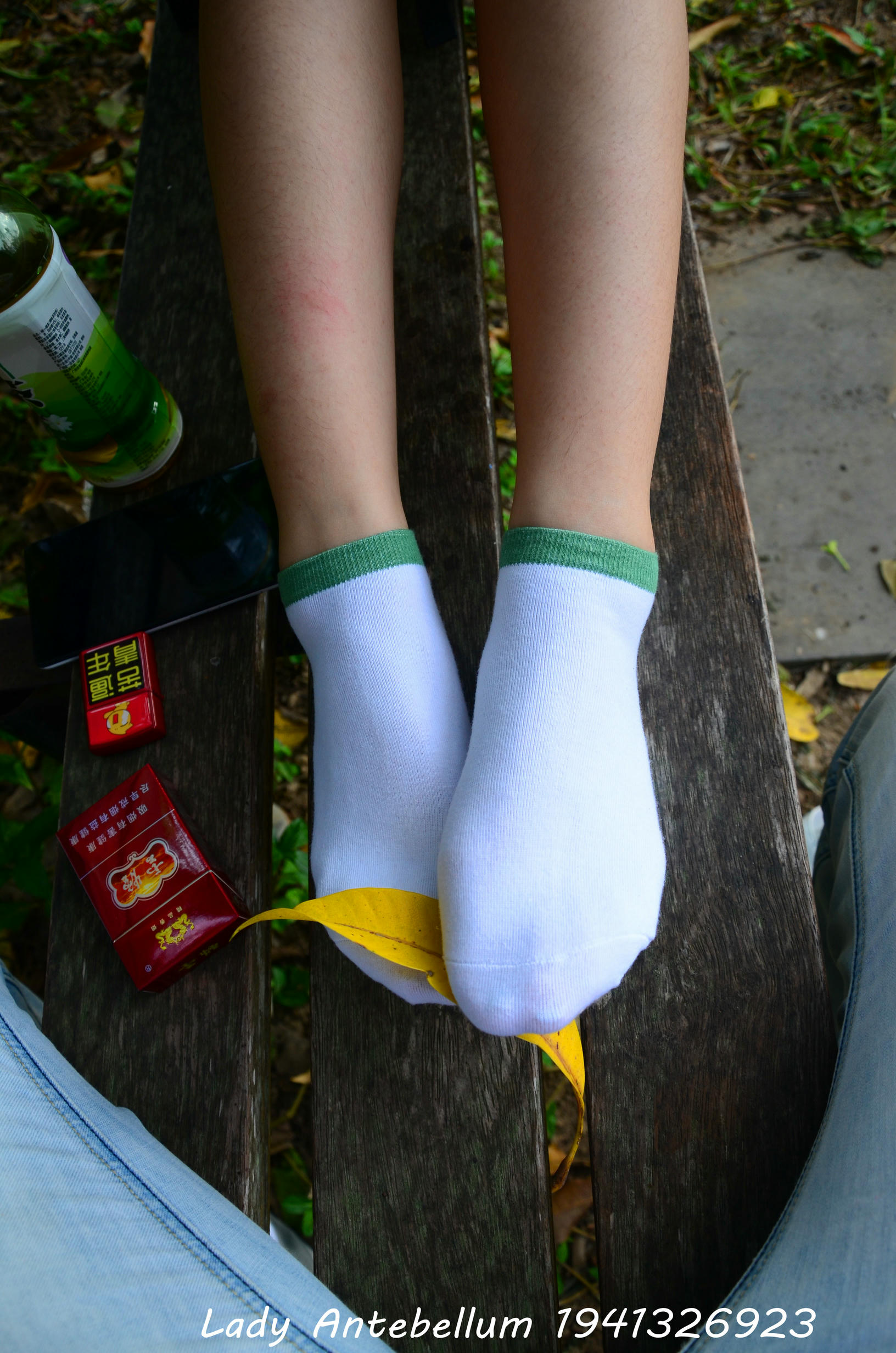 [战前女神] 恋足美腿棉袜女神级摄影套图 044 [89P-245MB]_第3集