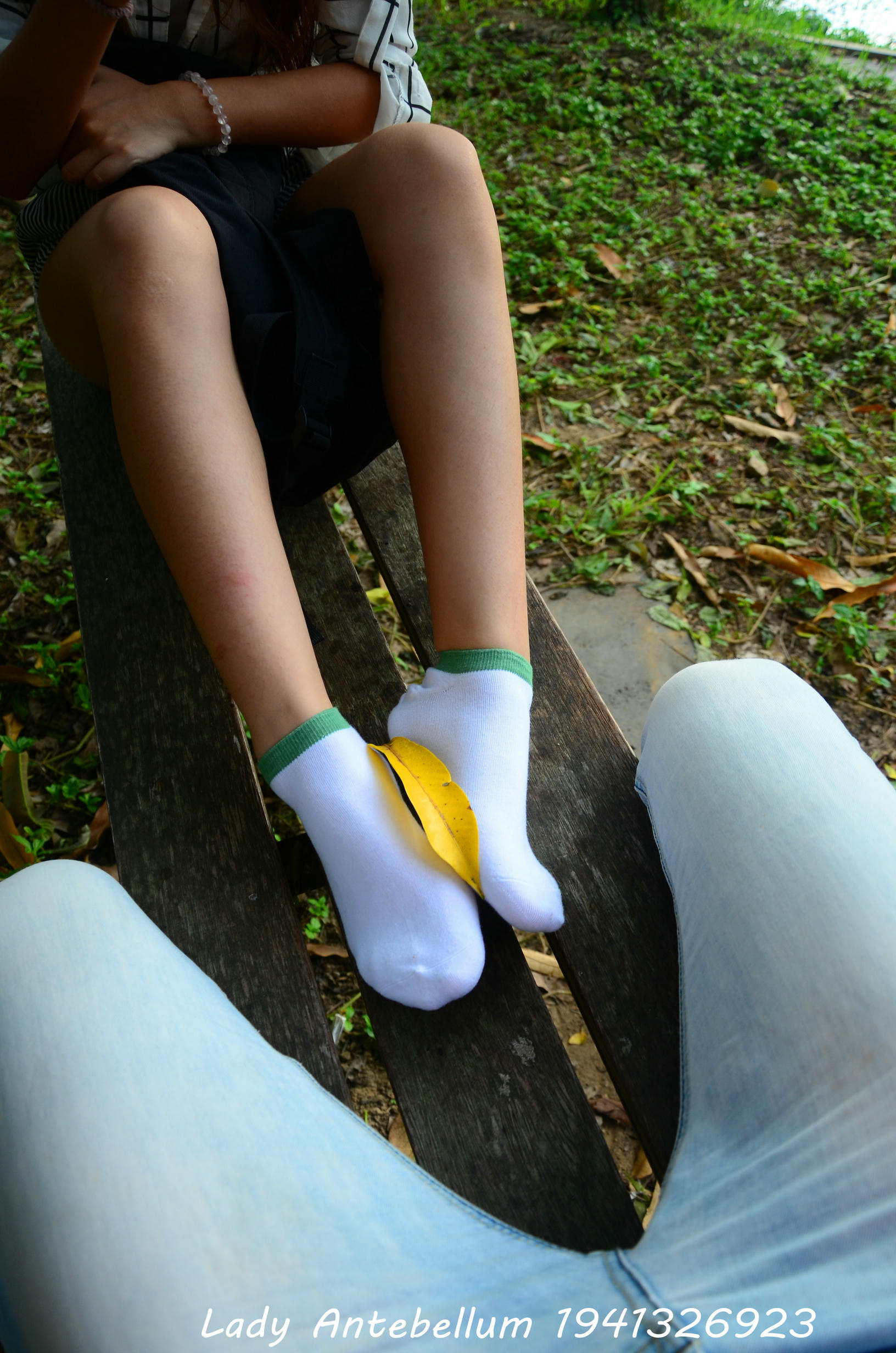 [战前女神] 恋足美腿棉袜女神级摄影套图 044 [89P-245MB]_第4集