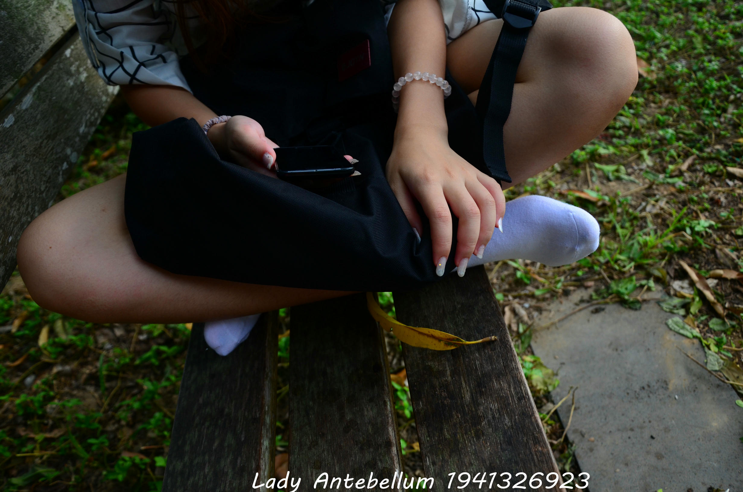 [战前女神] 恋足美腿棉袜女神级摄影套图 044 [89P-245MB]_第4集