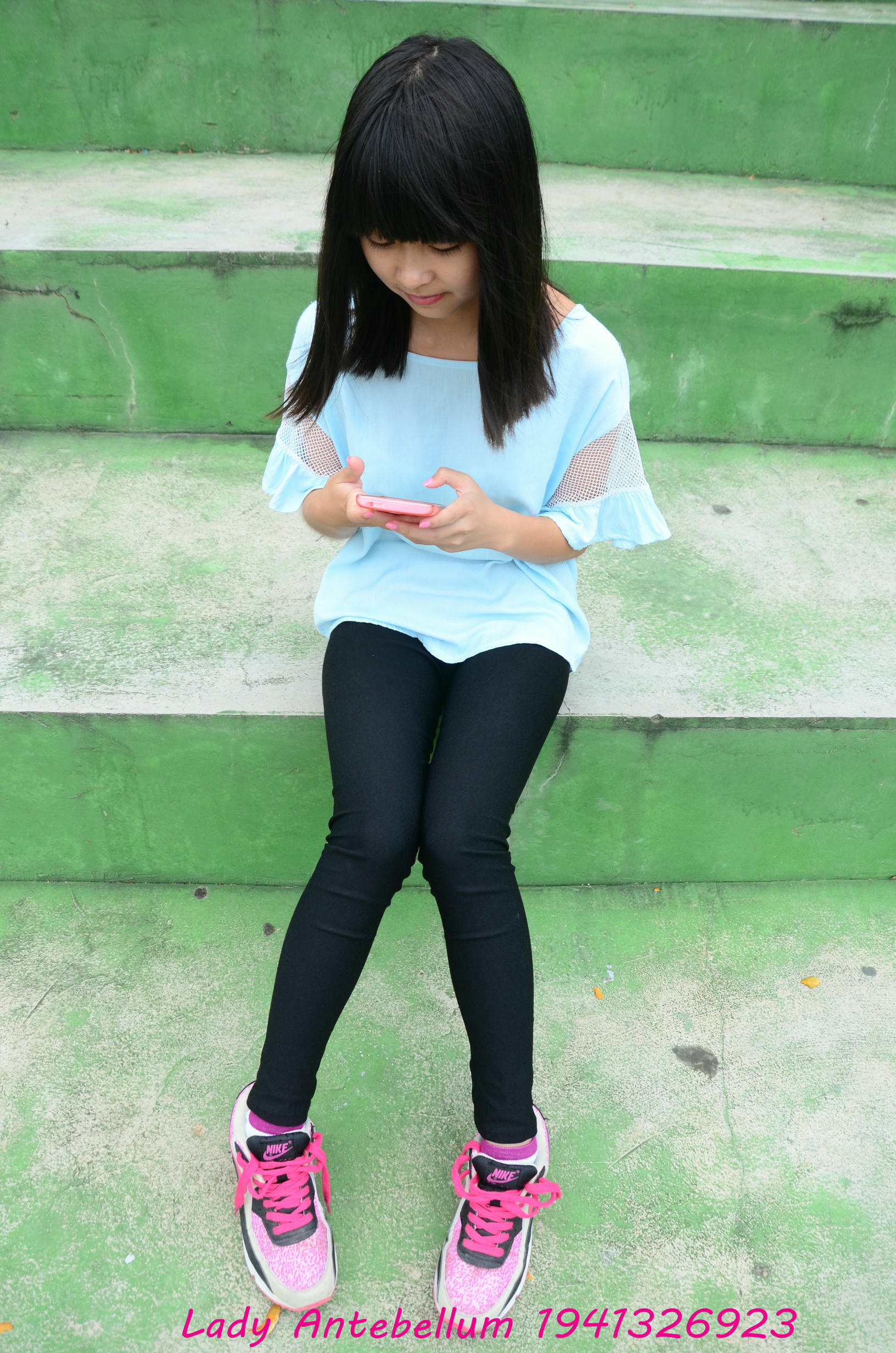 [战前女神] 恋足美腿棉袜女神级摄影套图 045 [82P-153MB]_第2集