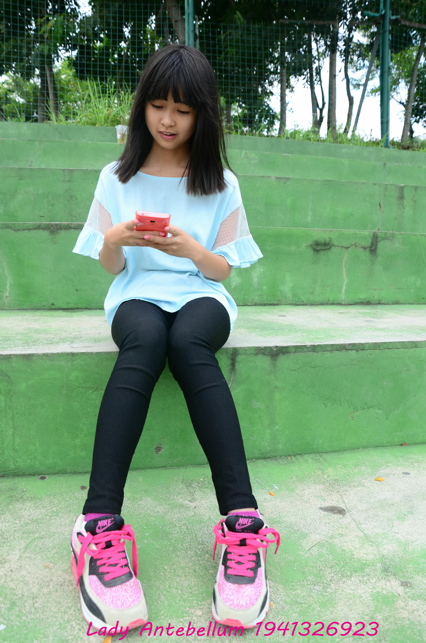 [战前女神] 恋足美腿棉袜女神级摄影套图 045 [82P-153MB]_第2集