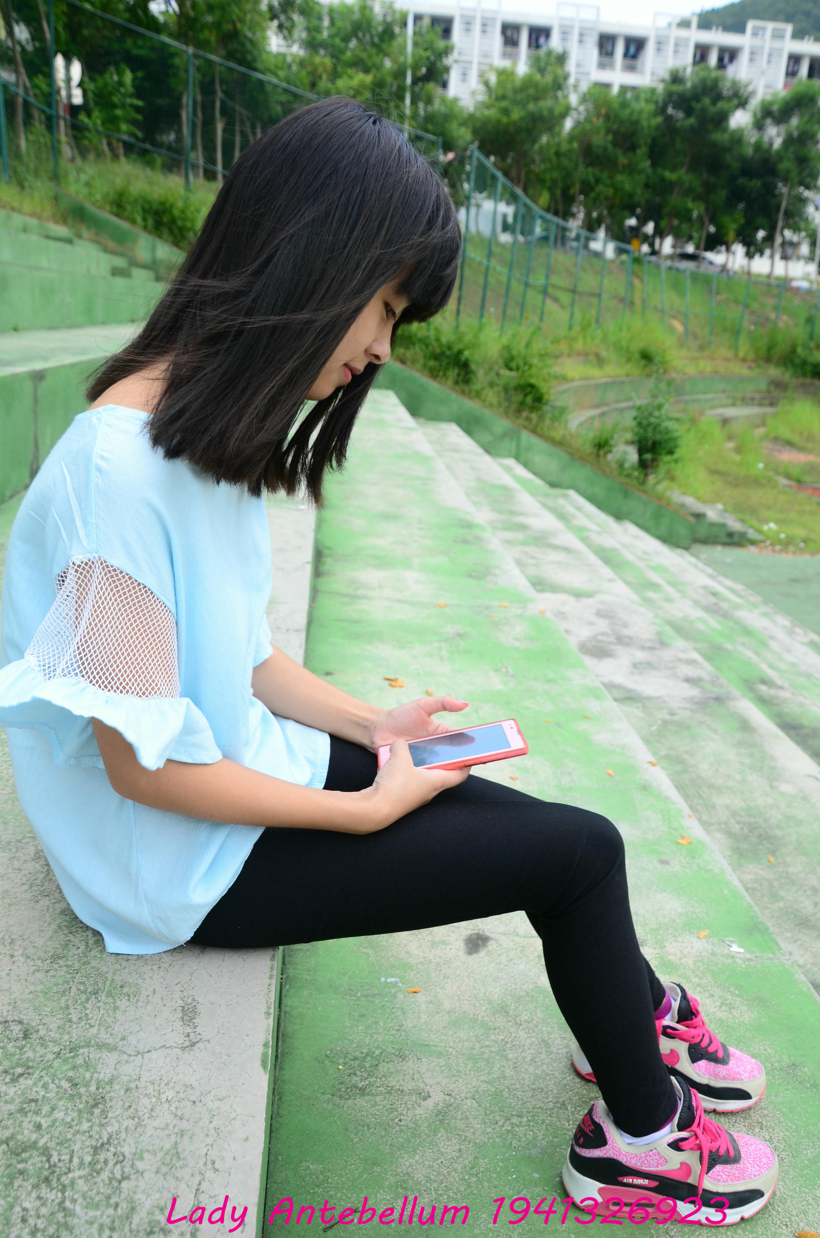 [战前女神] 恋足美腿棉袜女神级摄影套图 045 [82P-153MB]_第2集