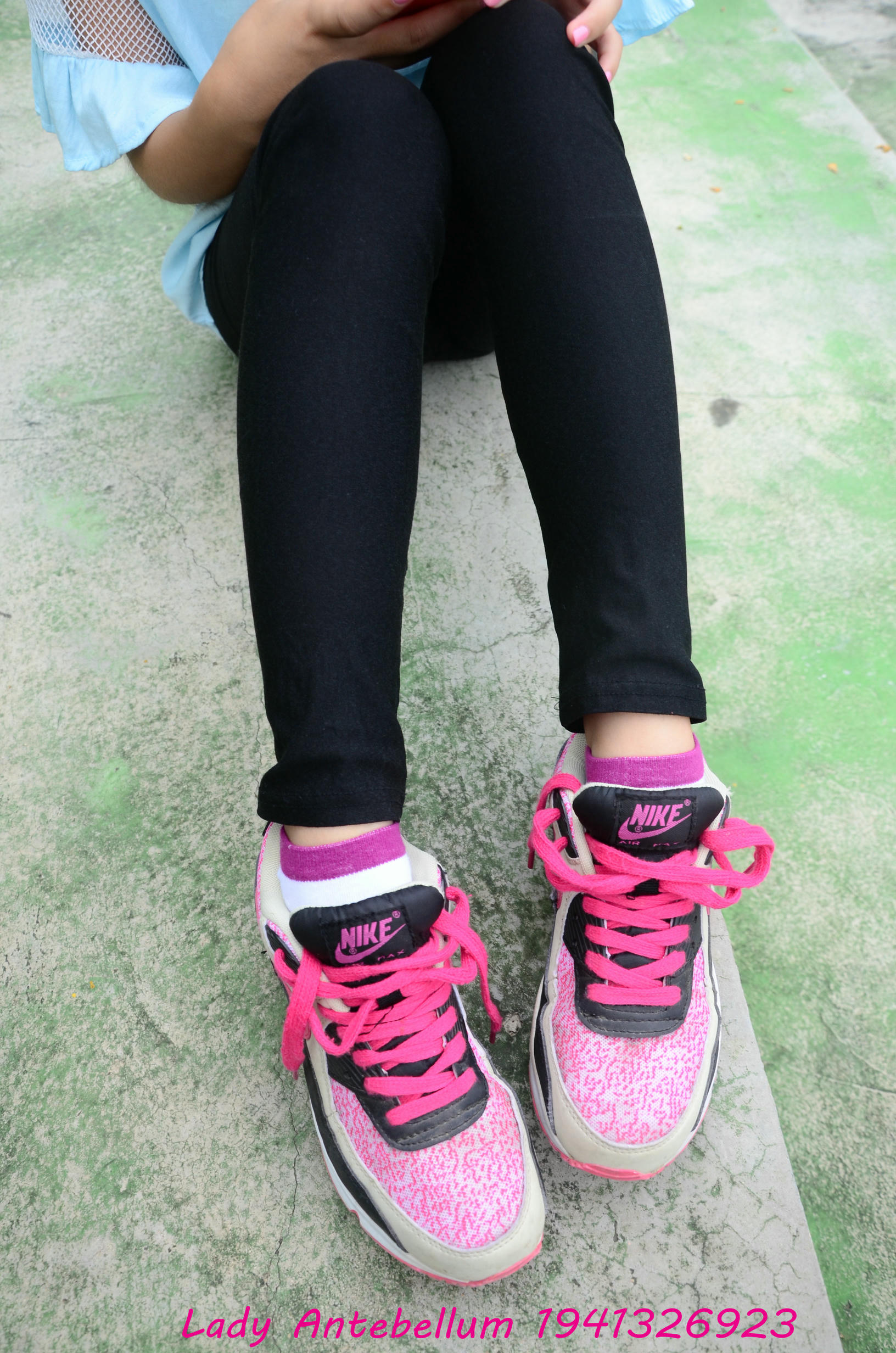 [战前女神] 恋足美腿棉袜女神级摄影套图 045 [82P-153MB]_第2集