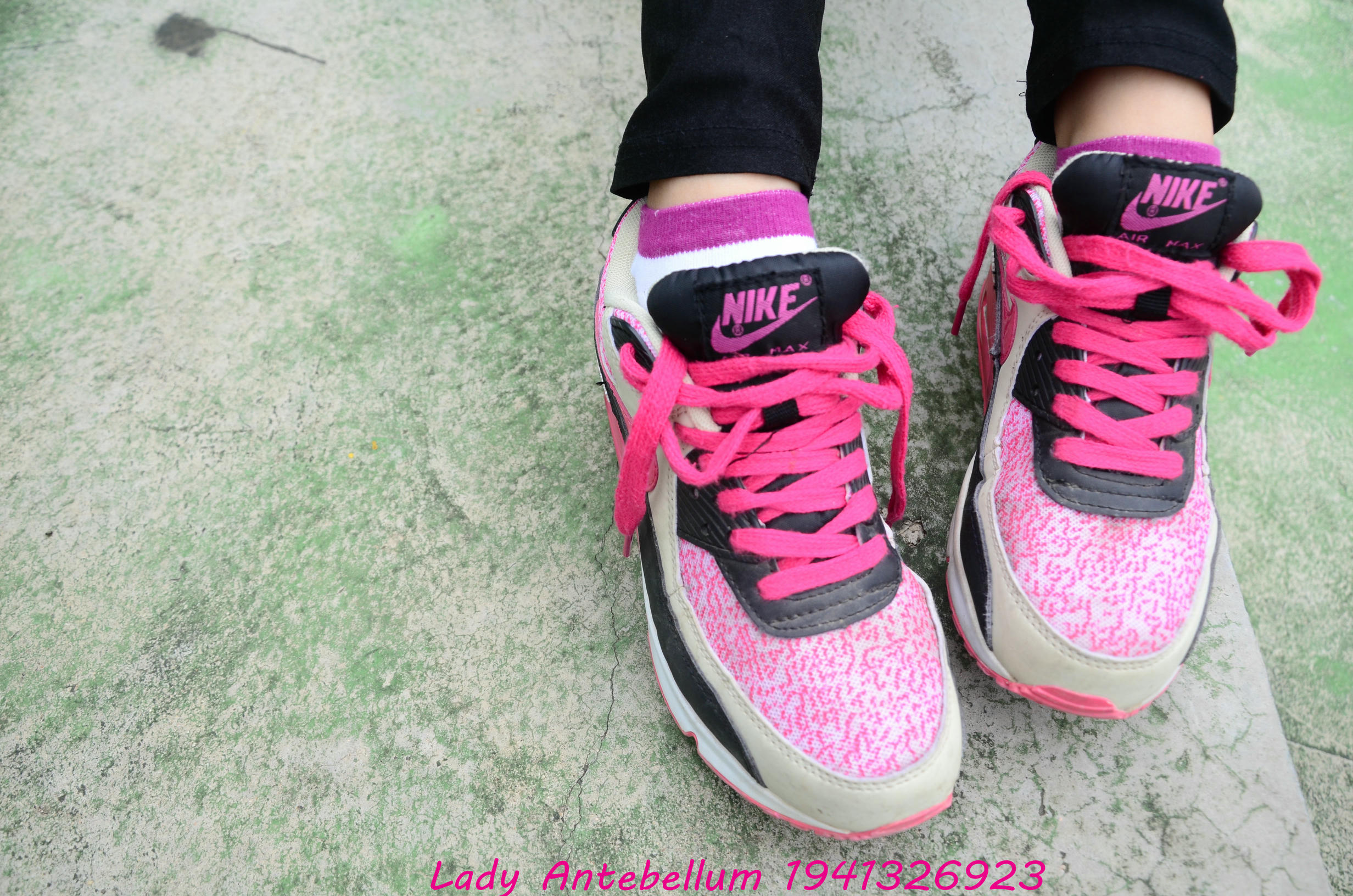 [战前女神] 恋足美腿棉袜女神级摄影套图 045 [82P-153MB]_第2集