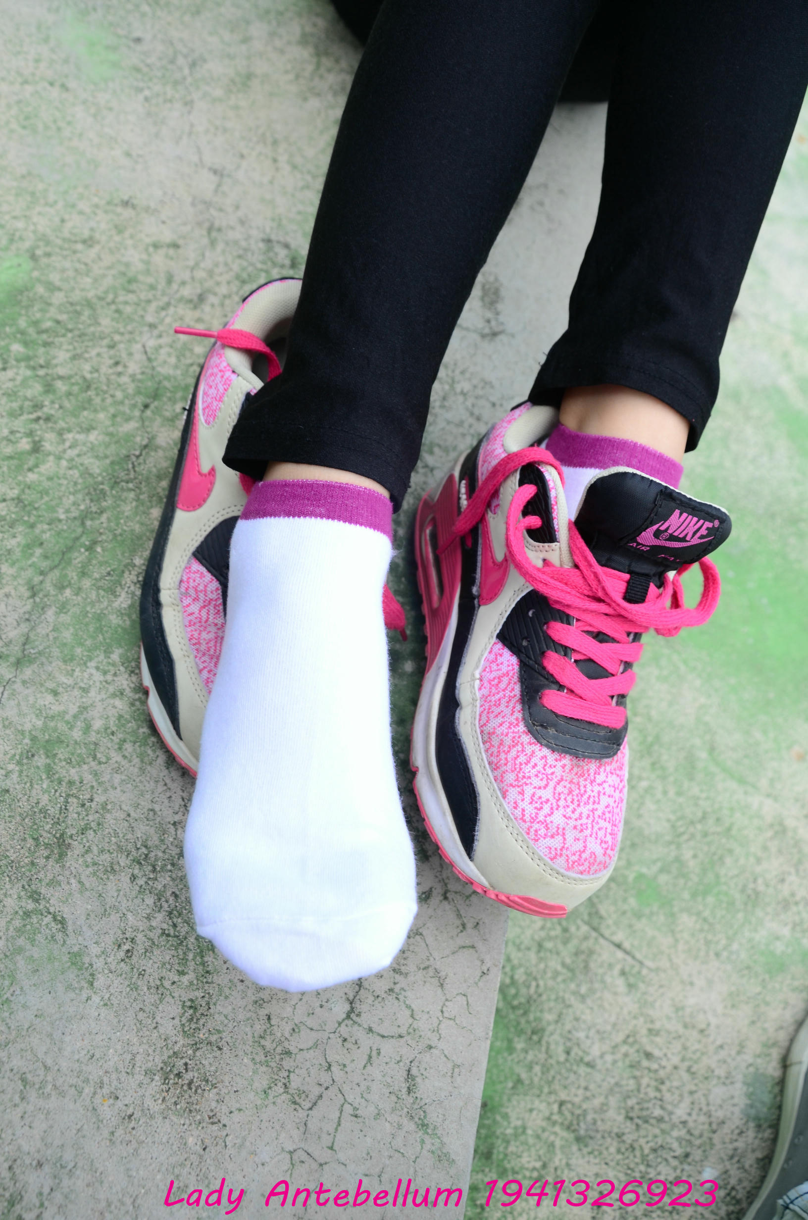 [战前女神] 恋足美腿棉袜女神级摄影套图 045 [82P-153MB]_第3集