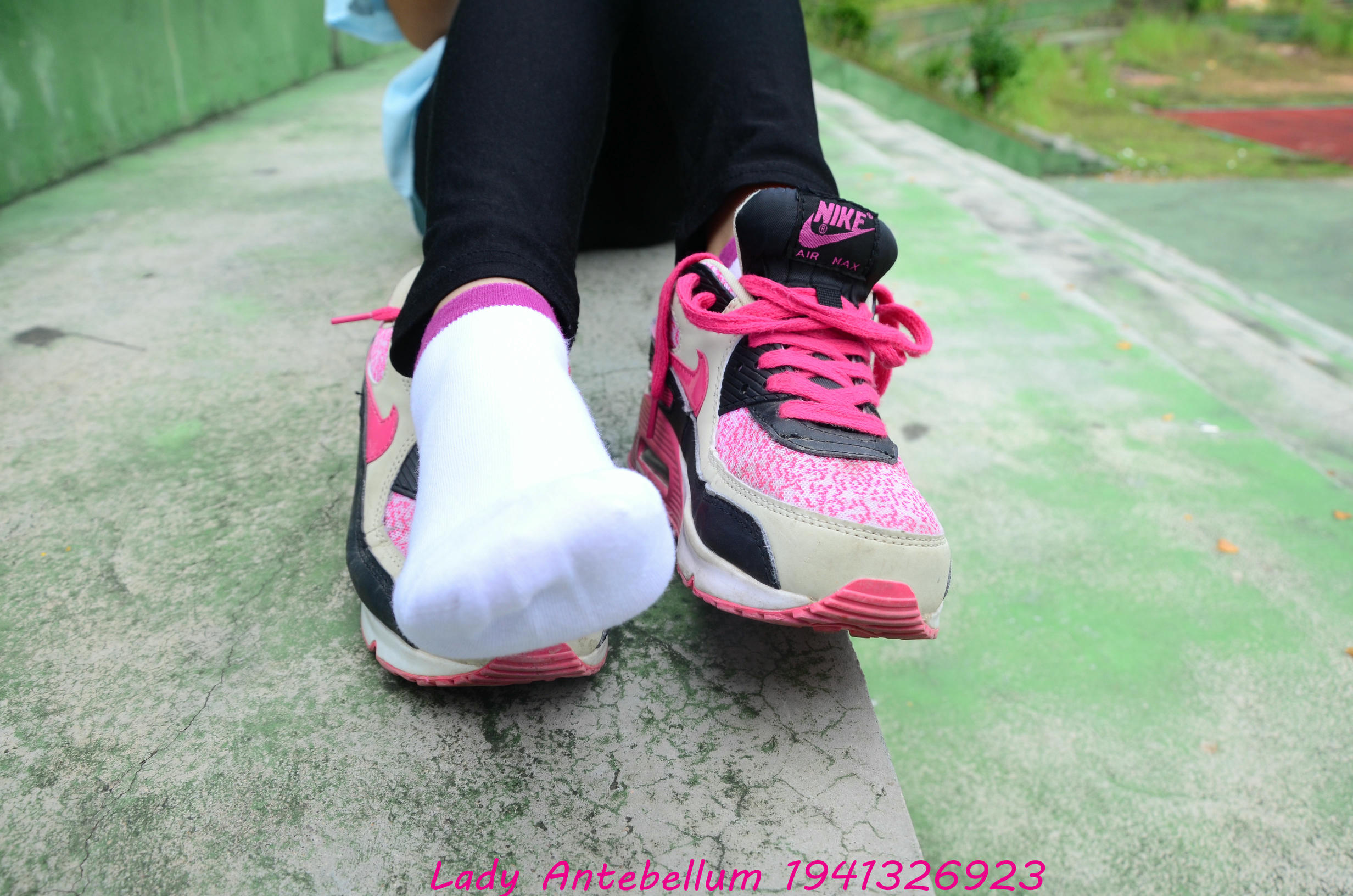 [战前女神] 恋足美腿棉袜女神级摄影套图 045 [82P-153MB]_第3集