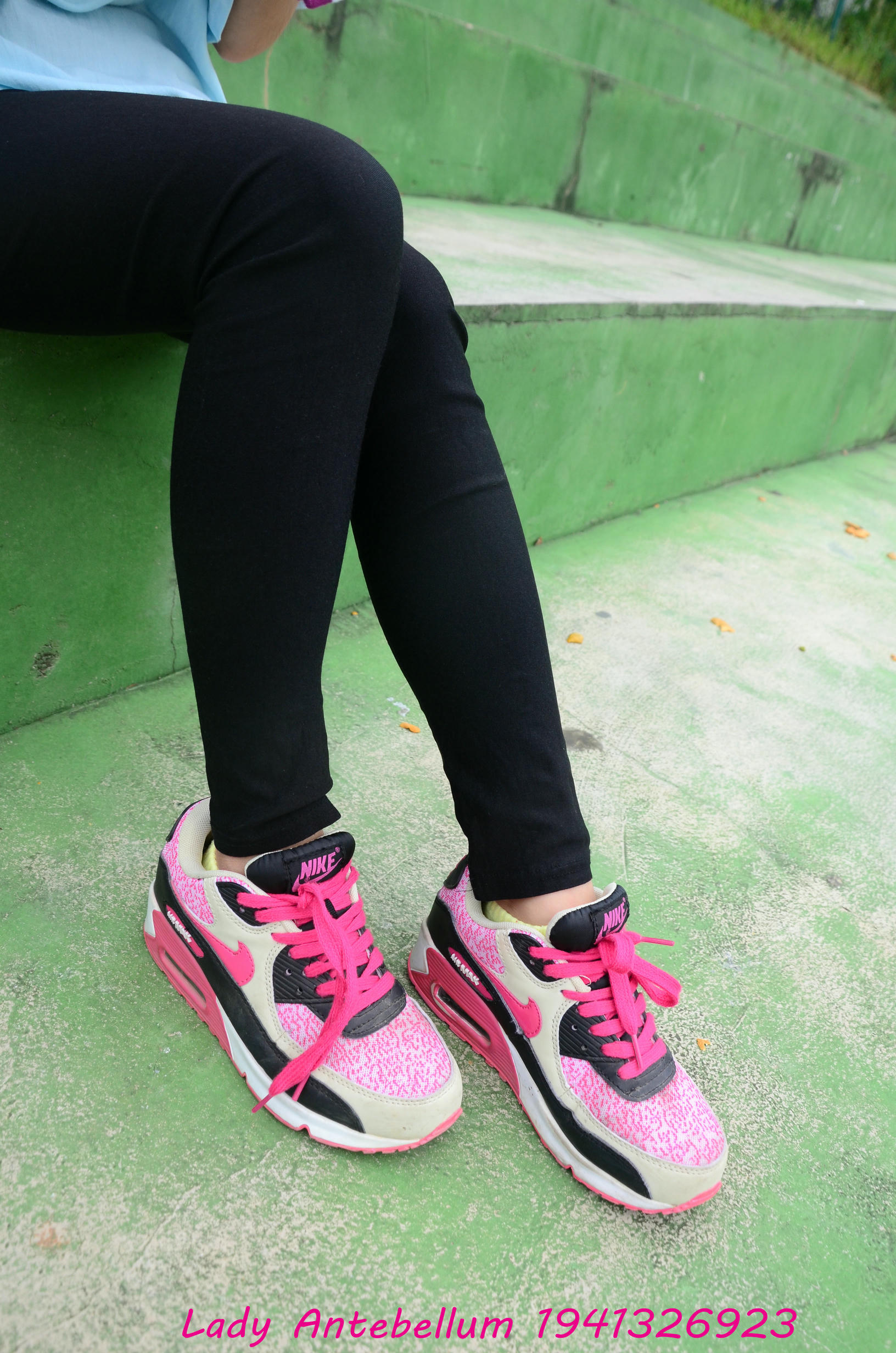 [战前女神] 恋足美腿棉袜女神级摄影套图 045 [82P-153MB]_第1集