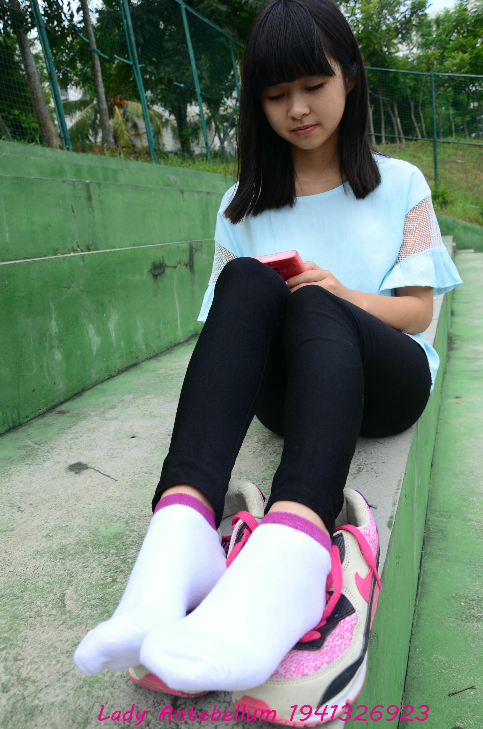 [战前女神] 恋足美腿棉袜女神级摄影套图 045 [82P-153MB]_第4集