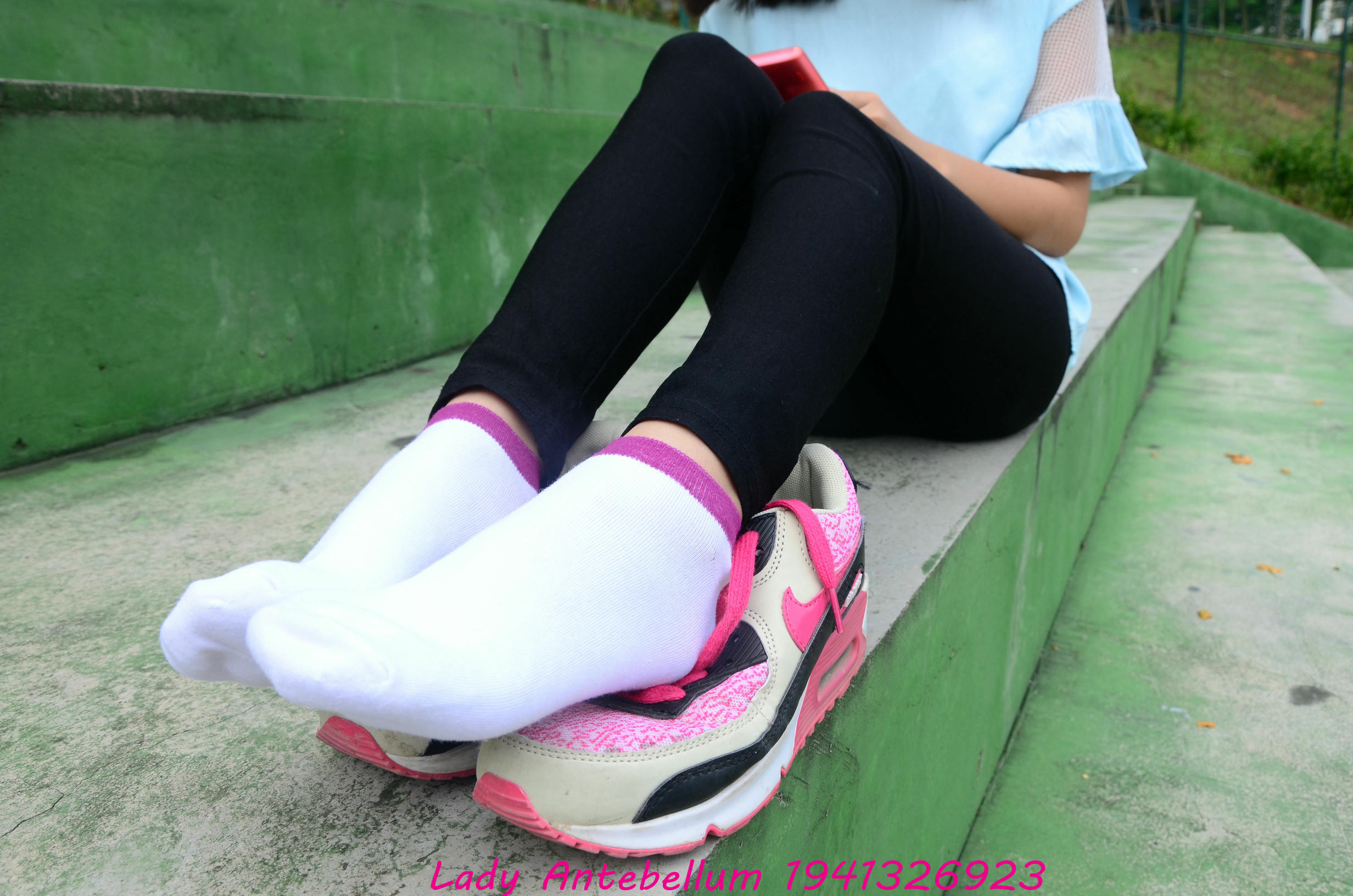 [战前女神] 恋足美腿棉袜女神级摄影套图 045 [82P-153MB]_第4集