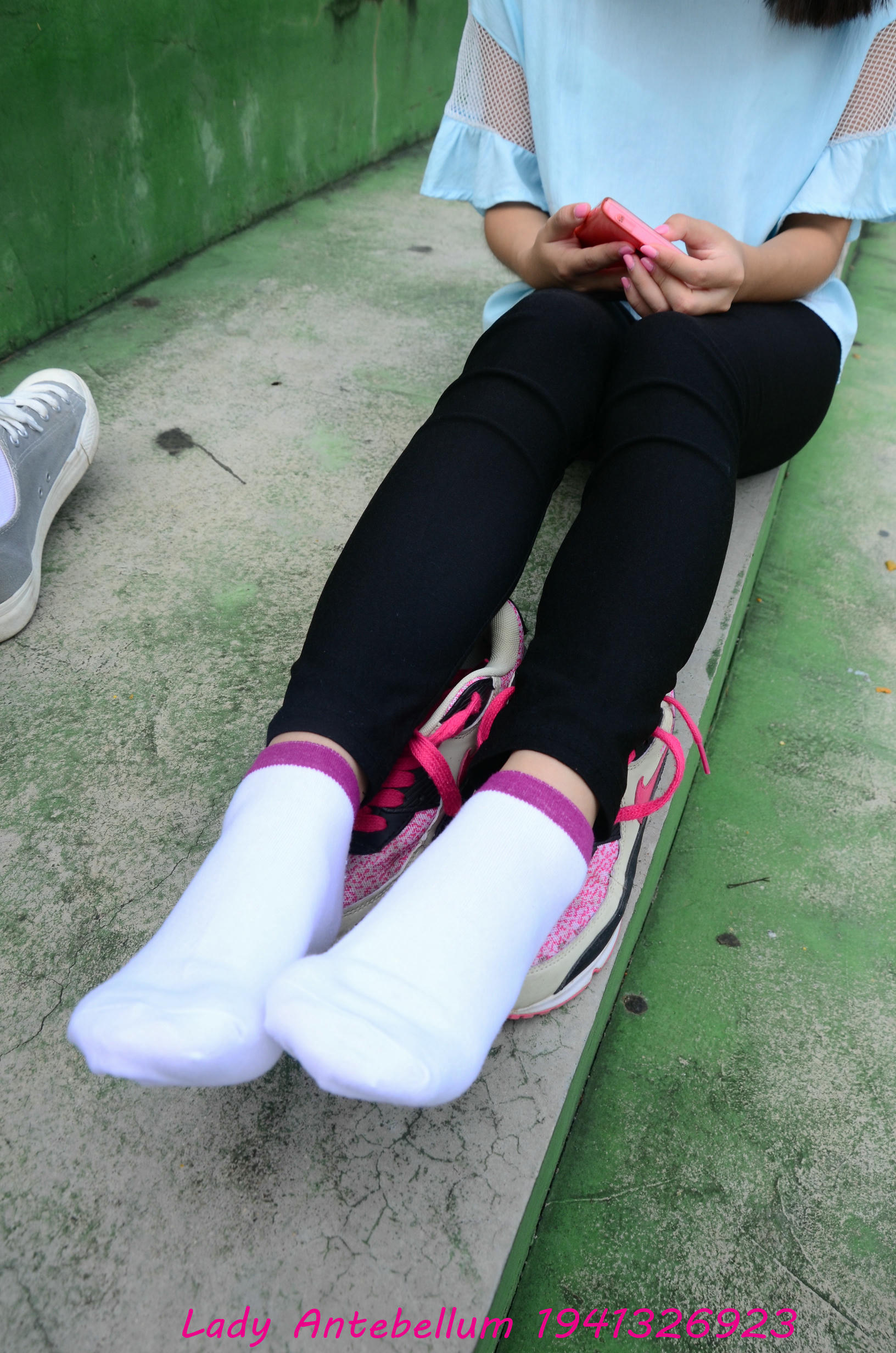 [战前女神] 恋足美腿棉袜女神级摄影套图 045 [82P-153MB]_第4集