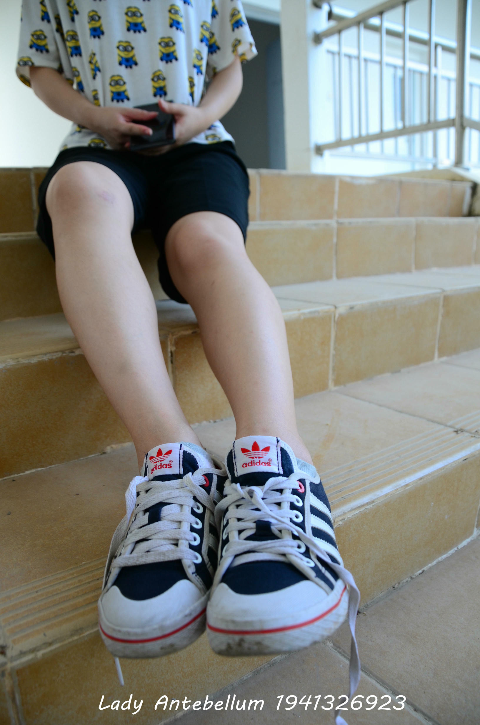 [战前女神] 恋足美腿棉袜女神级摄影套图 046 [108P-123MB]_第1集