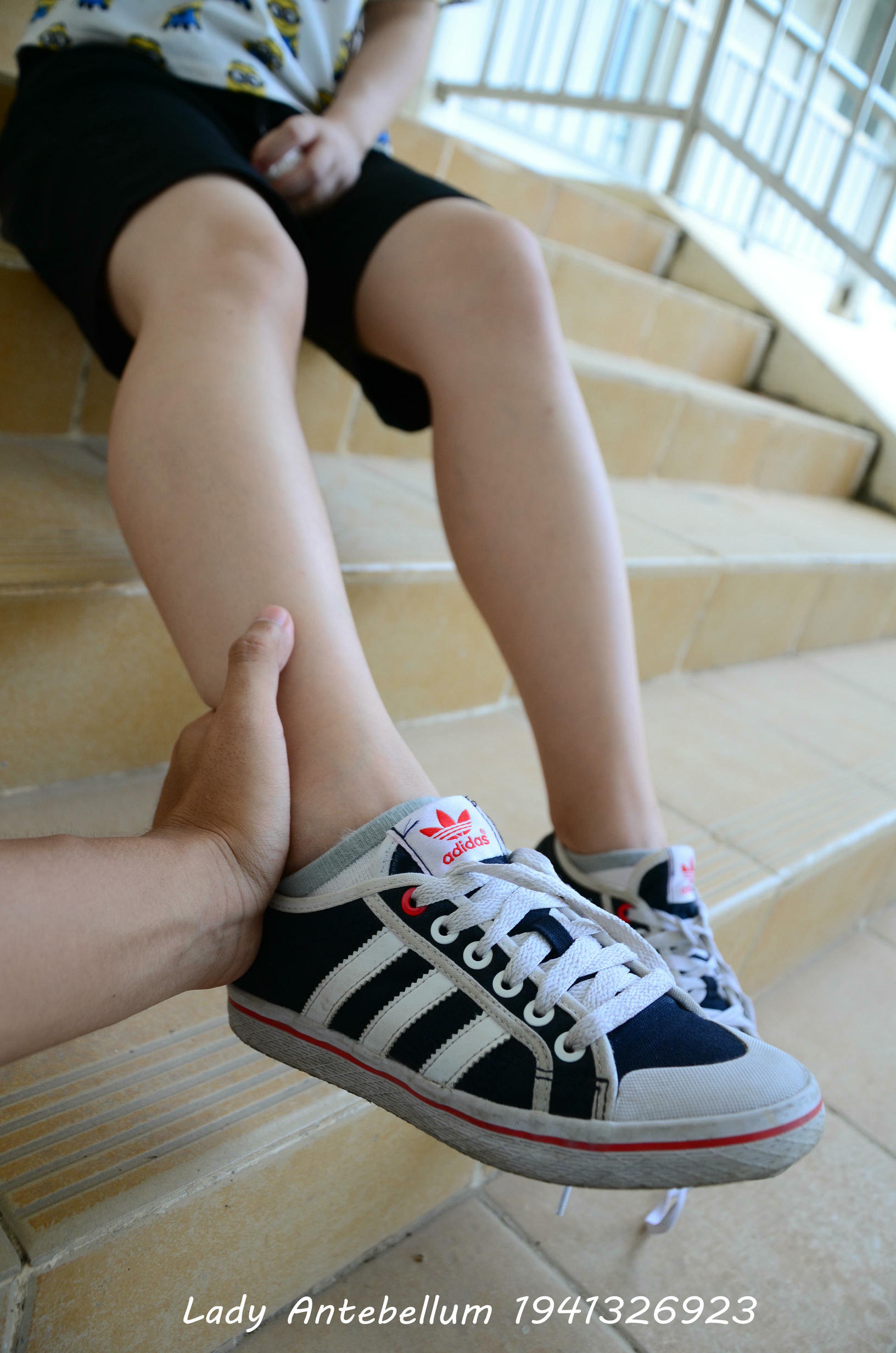 [战前女神] 恋足美腿棉袜女神级摄影套图 046 [108P-123MB]_第2集