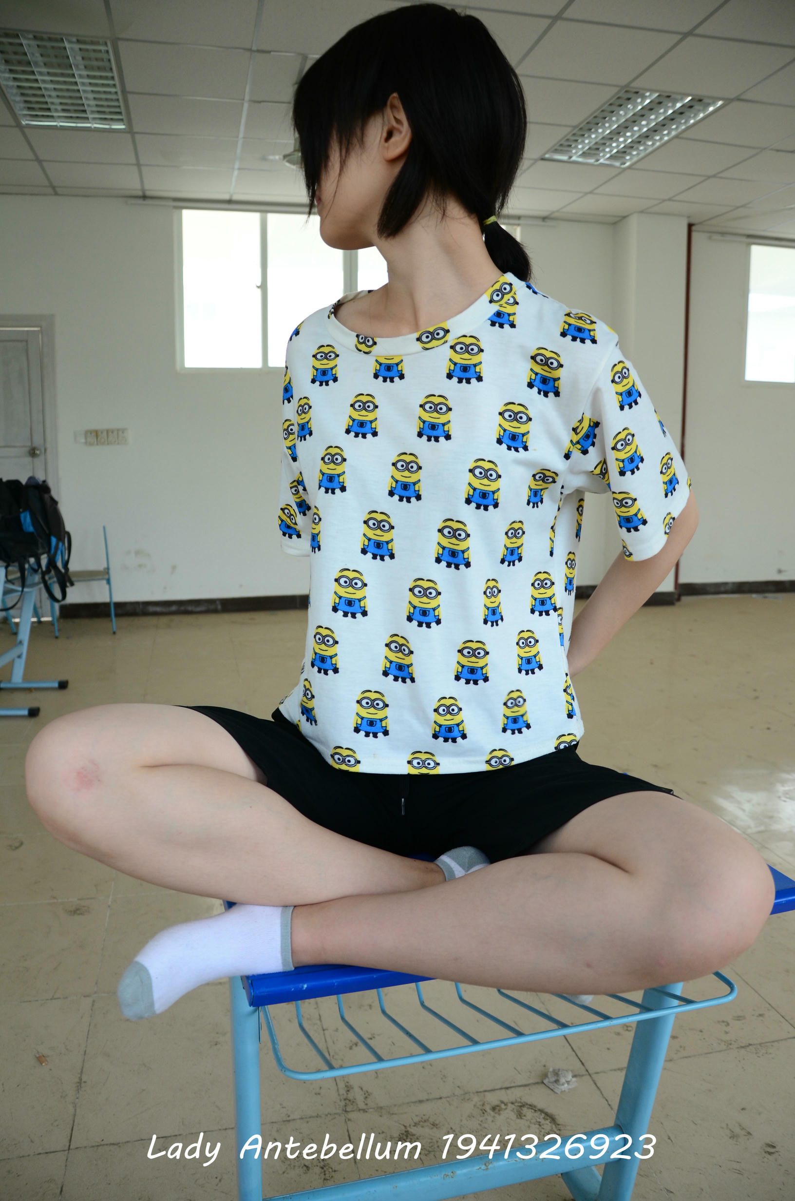 [战前女神] 恋足美腿棉袜女神级摄影套图 046 [108P-123MB]_第5集