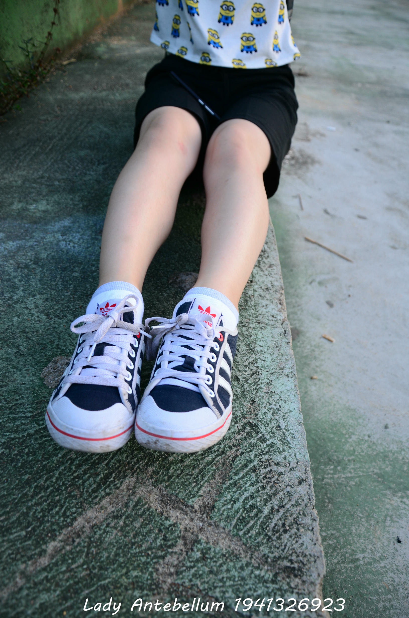 [战前女神] 恋足美腿棉袜女神级摄影套图 047 [116P-162MB]_第1集