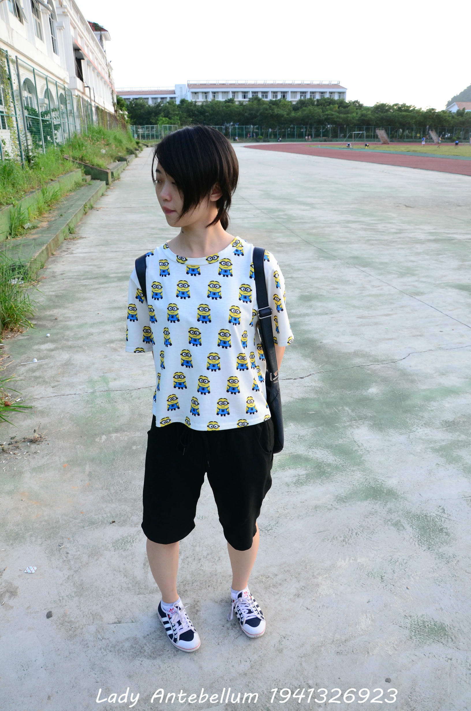 [战前女神] 恋足美腿棉袜女神级摄影套图 047 [116P-162MB]_第1集