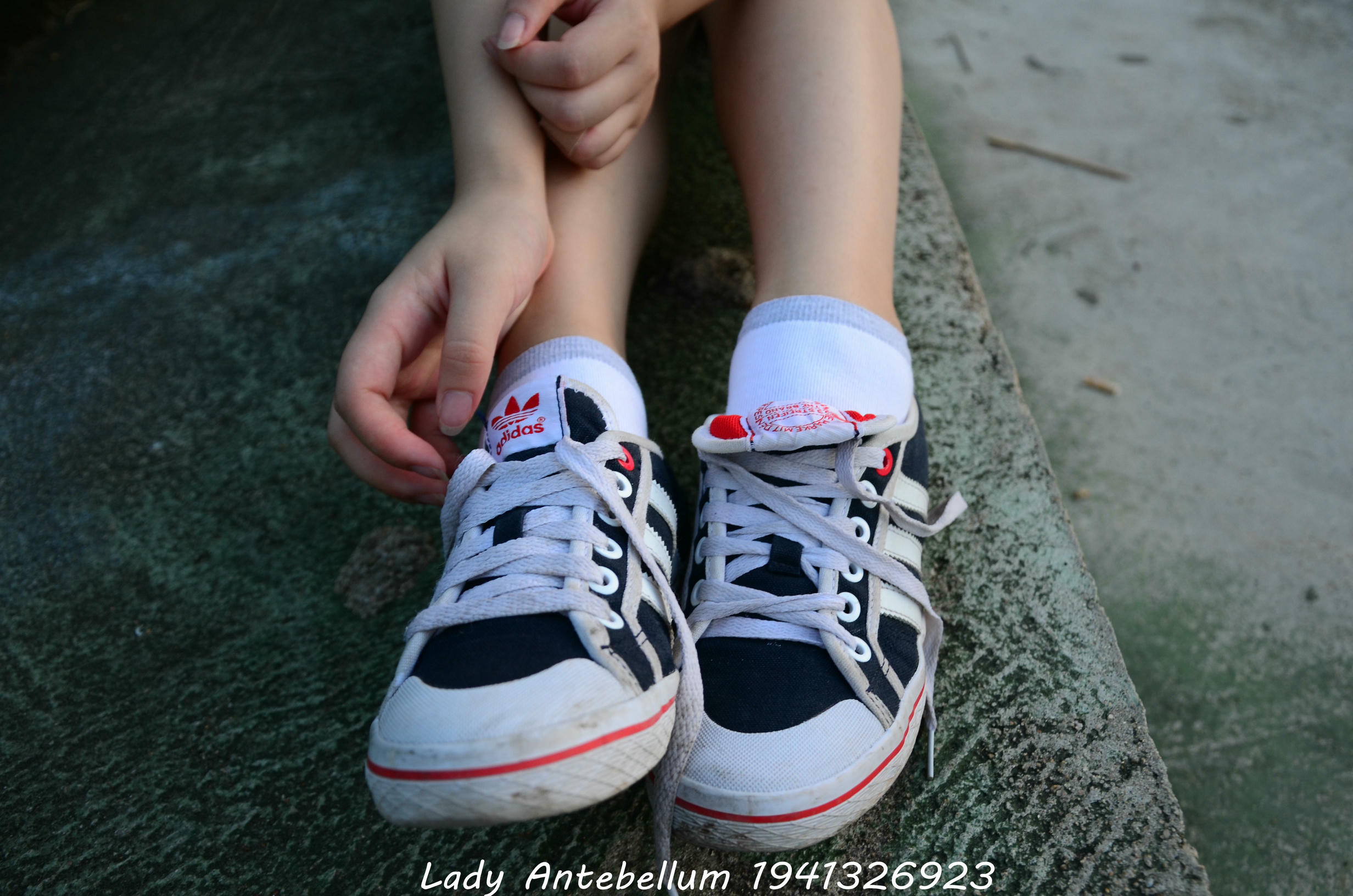 [战前女神] 恋足美腿棉袜女神级摄影套图 047 [116P-162MB]_第2集