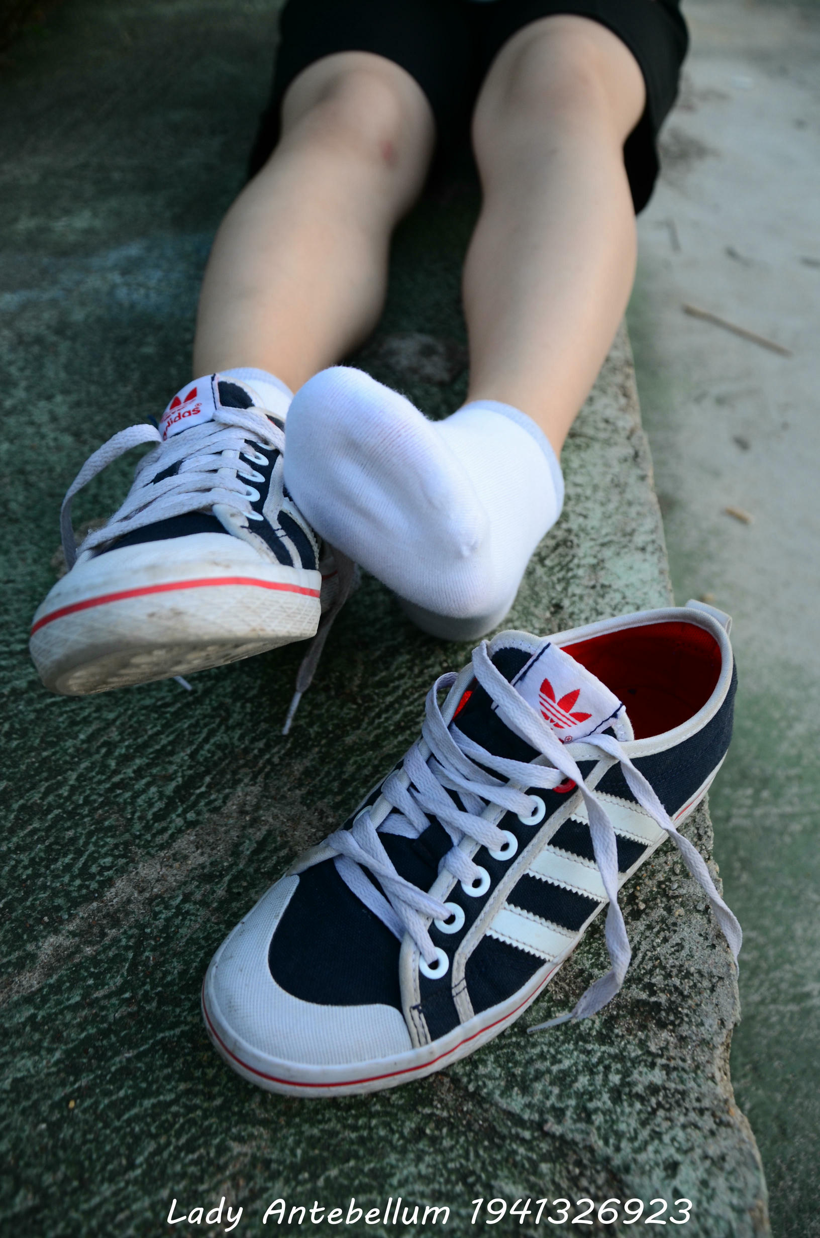 [战前女神] 恋足美腿棉袜女神级摄影套图 047 [116P-162MB]_第2集