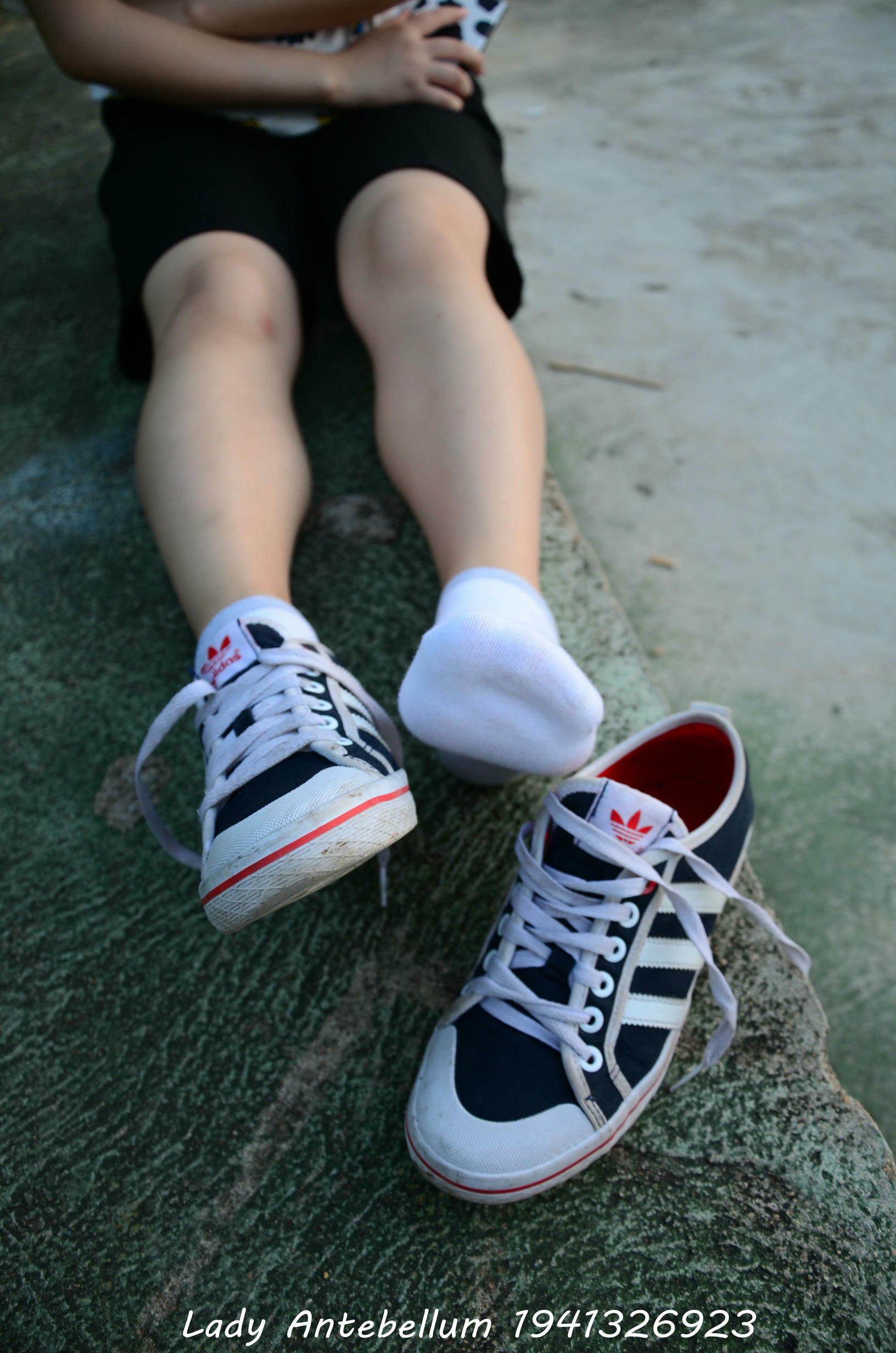 [战前女神] 恋足美腿棉袜女神级摄影套图 047 [116P-162MB]_第2集